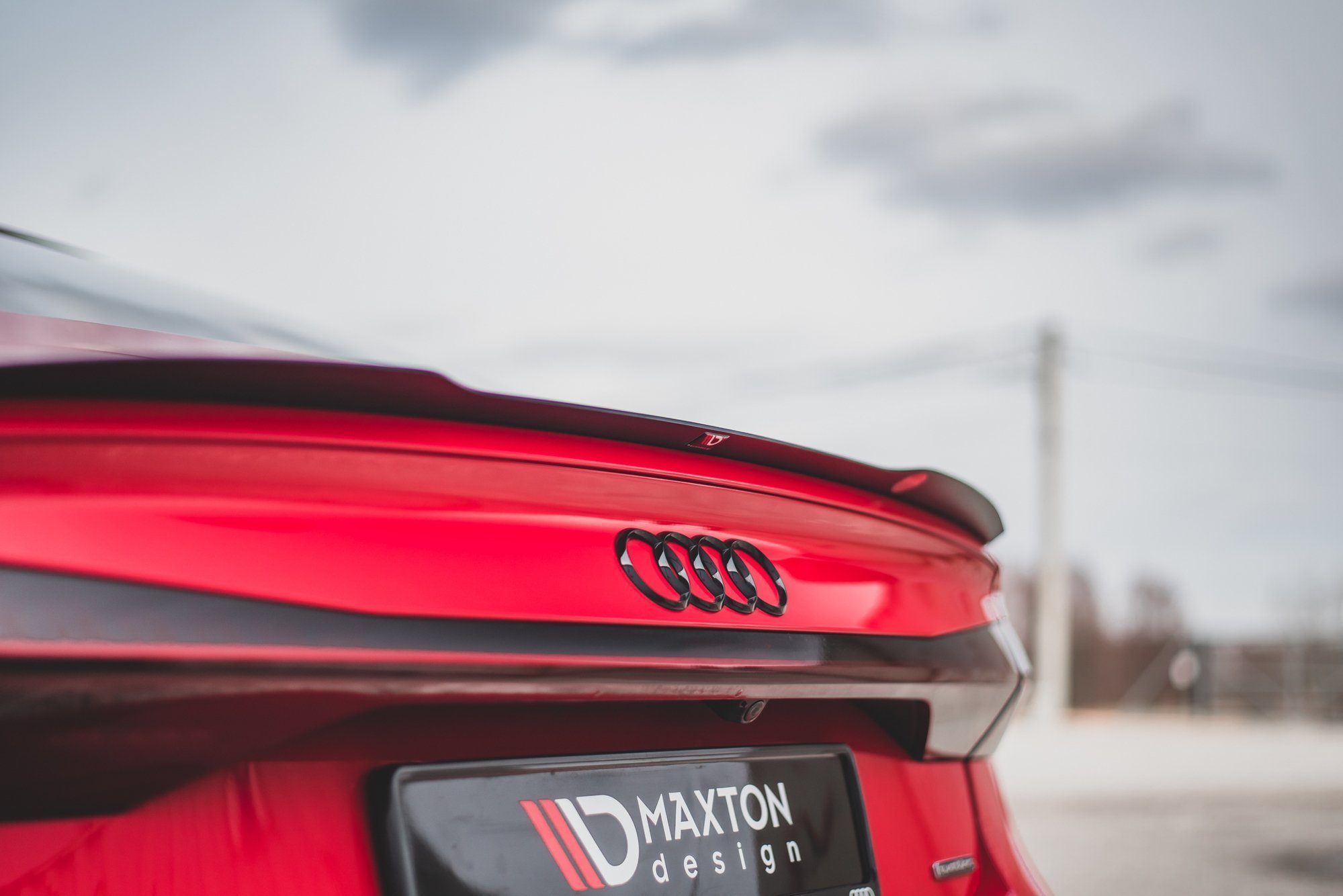 Spoiler CAP für Audi A7 C8 / C8 S-Line / S7 C8 / RS7 C8 schwarz Hochglanz