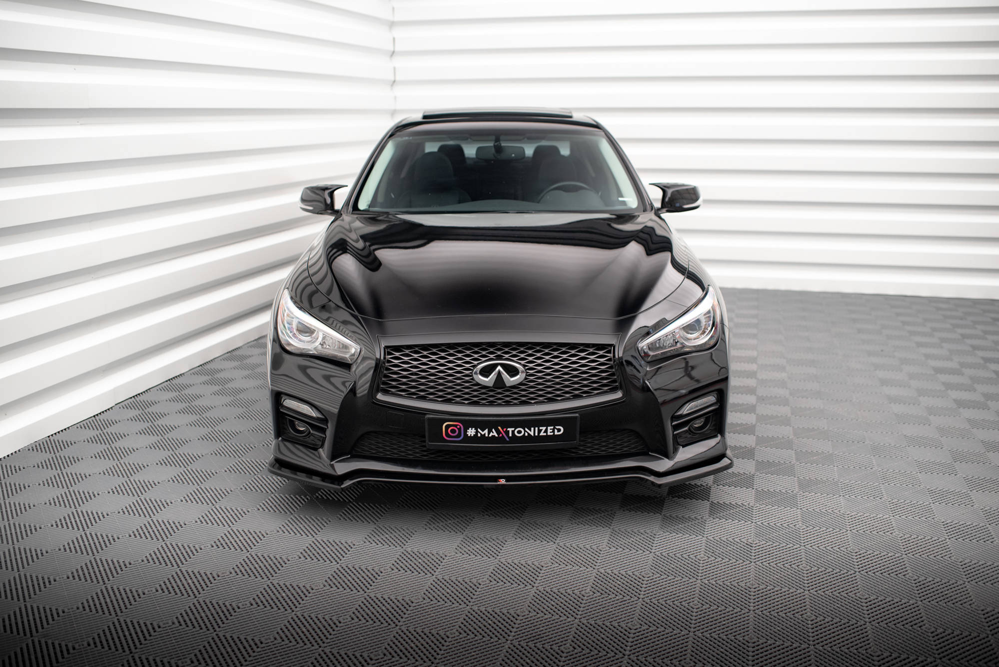 Frontlippe V.1 passend für Infiniti Q50 S Mk1 schwarz Hochglanz