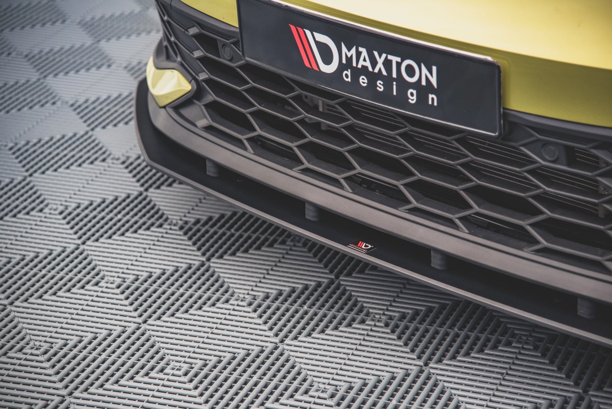 Street Pro Spoilerlippe Front Ansatz passend für VW Golf 8 GTI Clubsport rot
