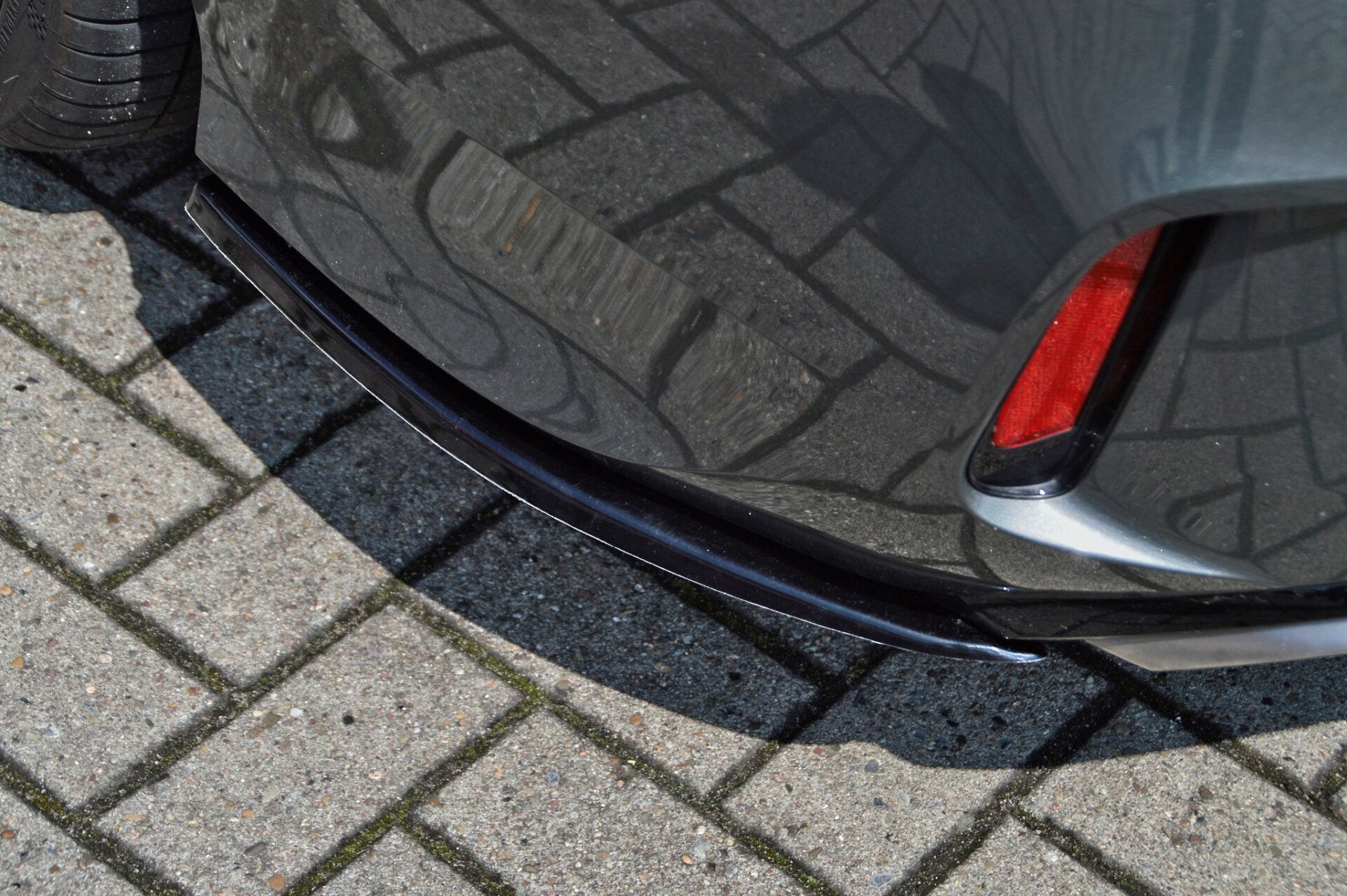 Heckansatz 2 tlg. L / R für Opel Insignia B GSI Grand Sport ab 2017- Schwarz Glanz