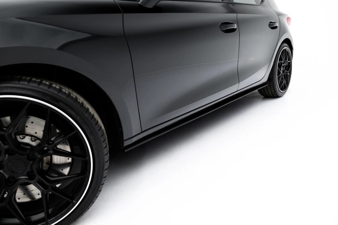Street Pro Seitenschweller passend für Cupra Leon ST / Hatchback Mk1 Facelift schwarz matt
