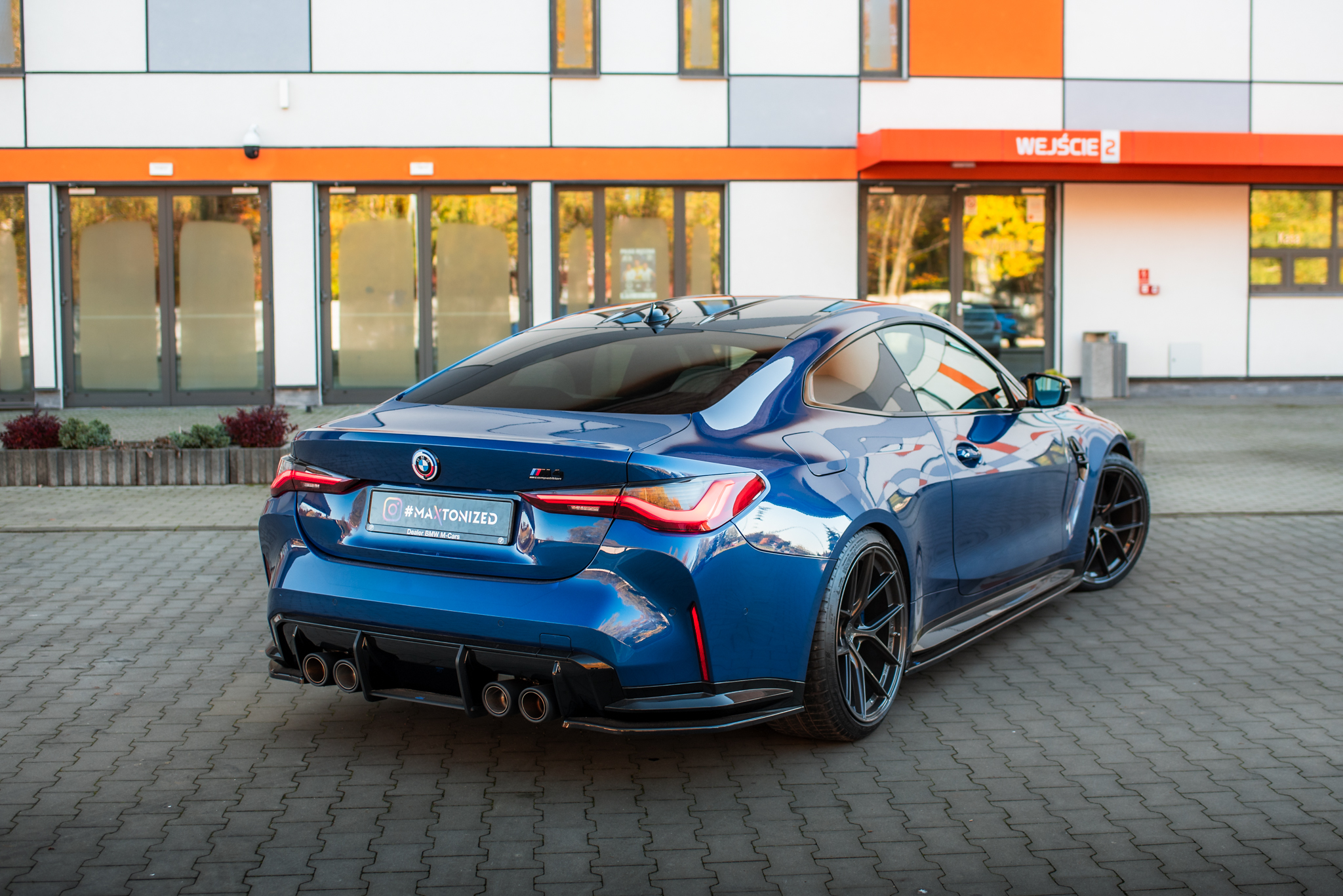 Street+ Heck Ansatz Flaps V.2 passend für BMW M4 G82 / G82 FL schwarz Hochglanz