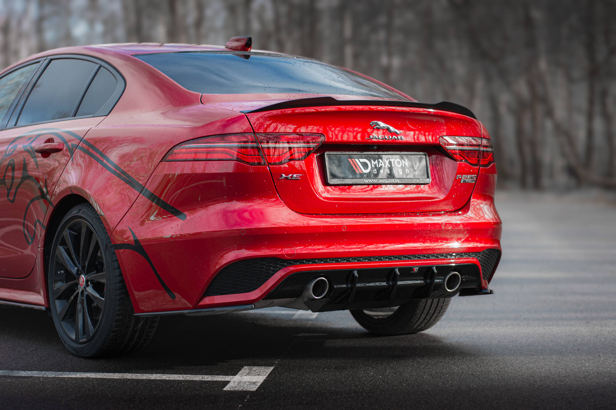 Street+ Heck Ansatz Diffusor passend für Jaguar XE R-Dynamic X760 FL schwarz Hochglanz