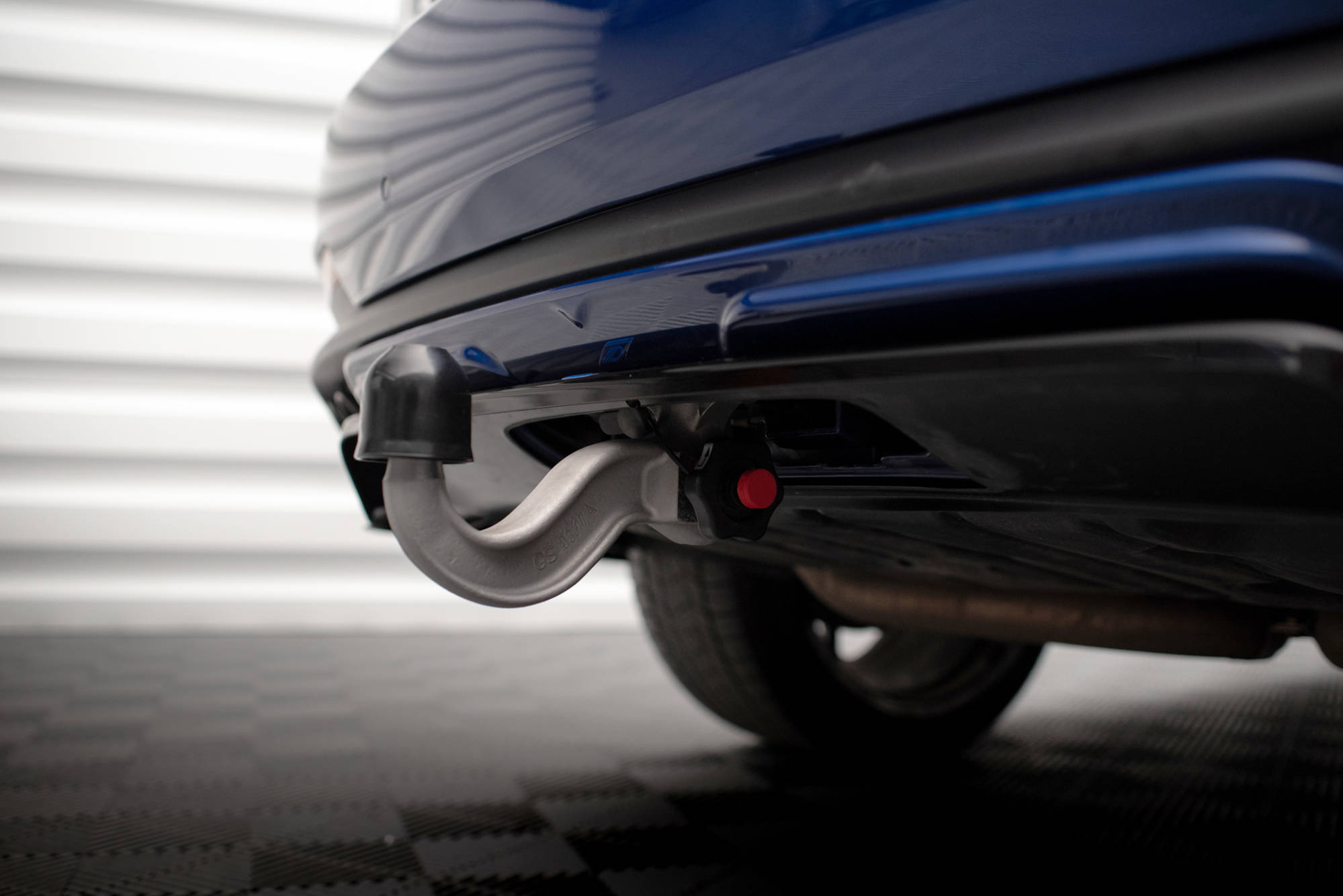 Diffusor Heckansatz passend für Maserati Levante GTS Mk1 schwarz Hochglanz