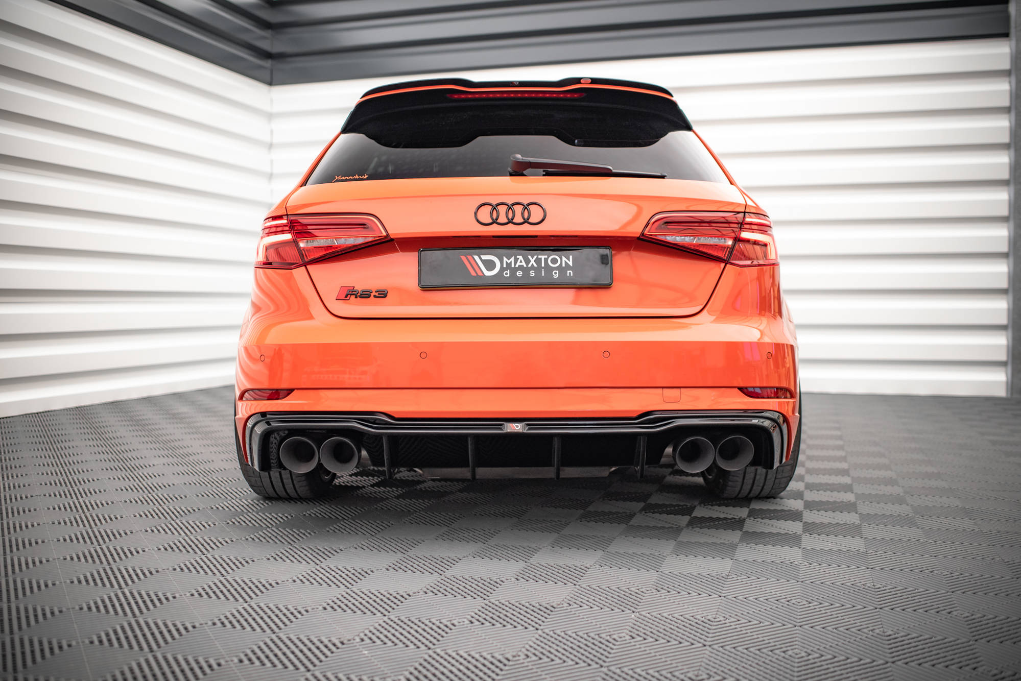 Street+ Heck Ansatz Diffusor V.2 passend für Audi RS3 Sportback 8V FL schwarz Hochglanz
