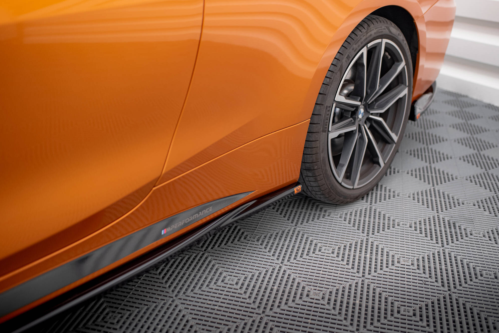 Street+ Seitenschweller Leisten V.3 passend für BMW 4er M-Paket / M440i G22 / G23 / G22 FL / G23 FL schwarz Hochglanz