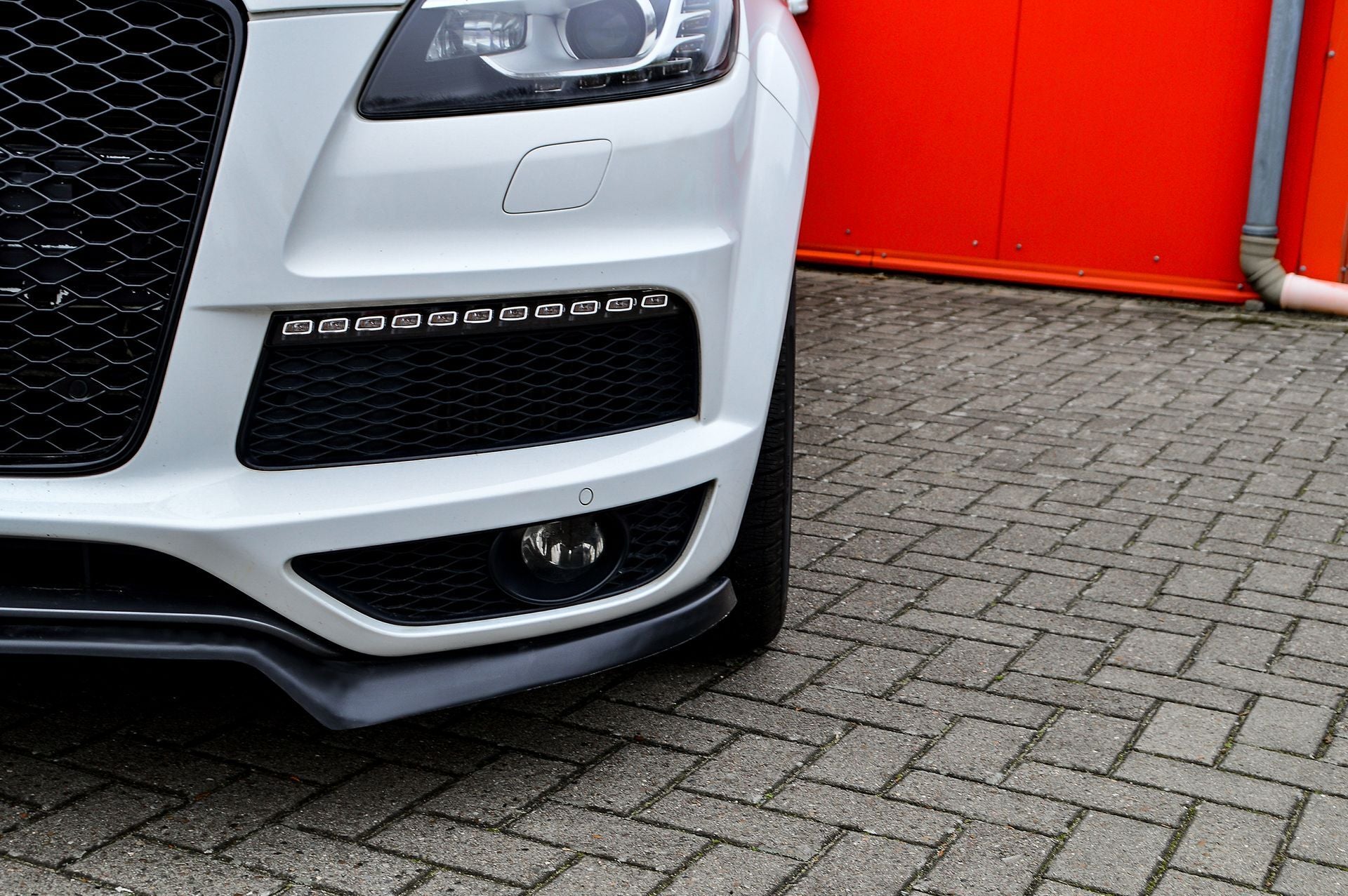 Cup Frontspoilerlippe für Audi Q7 4L mit S-Line aus ABS Carbon Optik