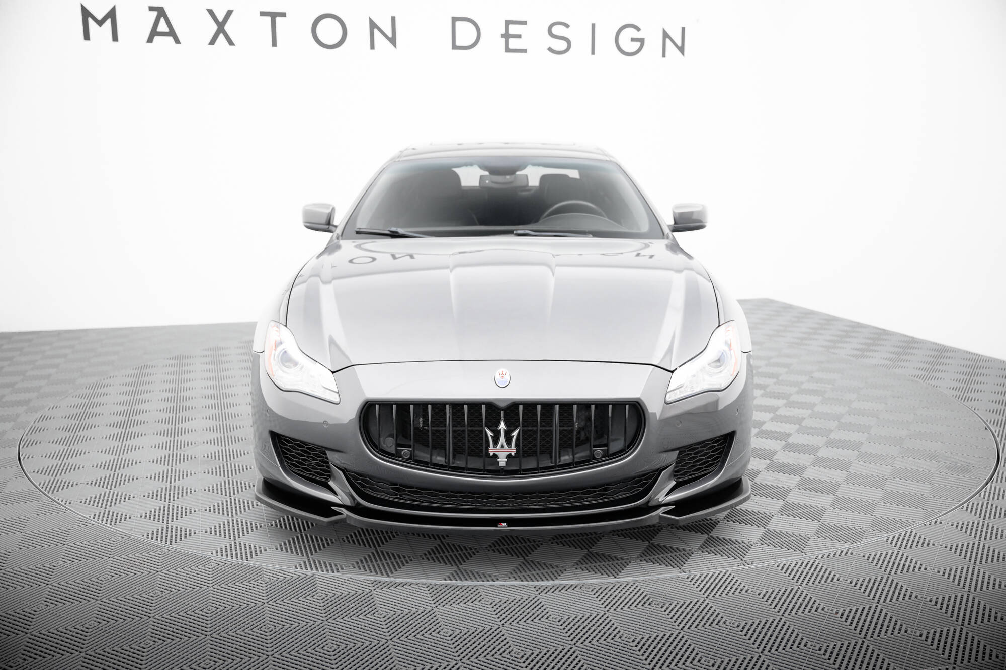 Frontlippe passend für Maserati Quattroporte Mk6 schwarz Hochglanz