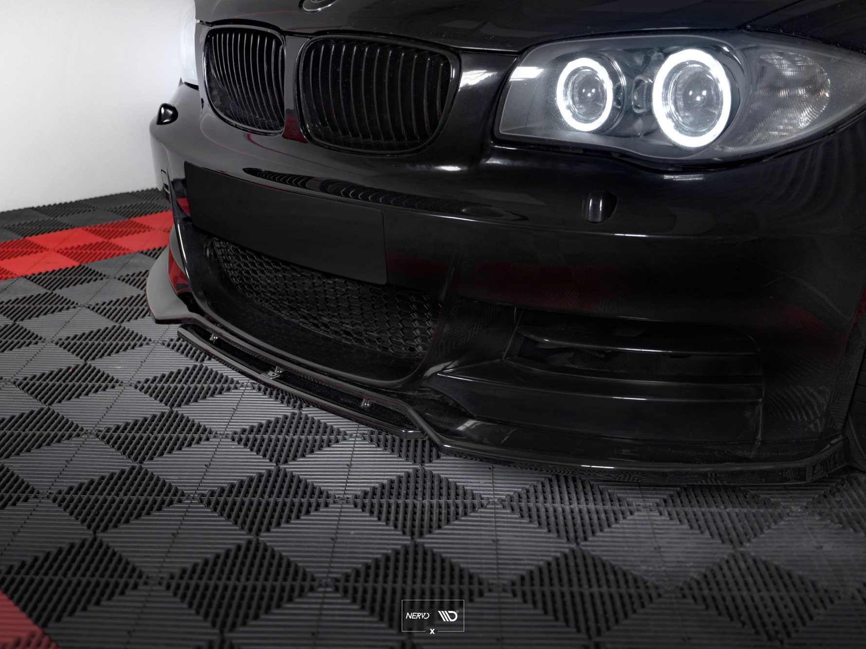 Front Ansatz V.1 für BMW 1er M-Paket E82 Facelift schwarz Hochglanz