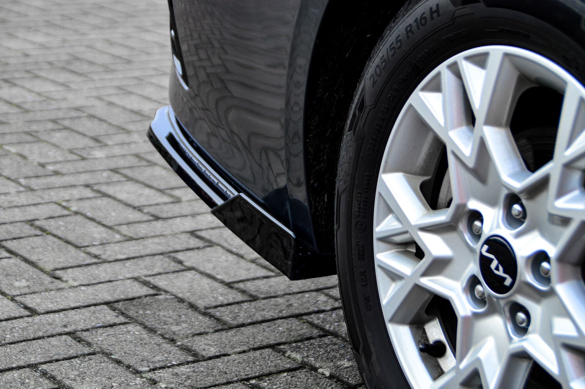 Heckdiffusor Seitenteile mit Wing für Kia Ceed CD SWab Bj. 2021- Schwarz Glanz