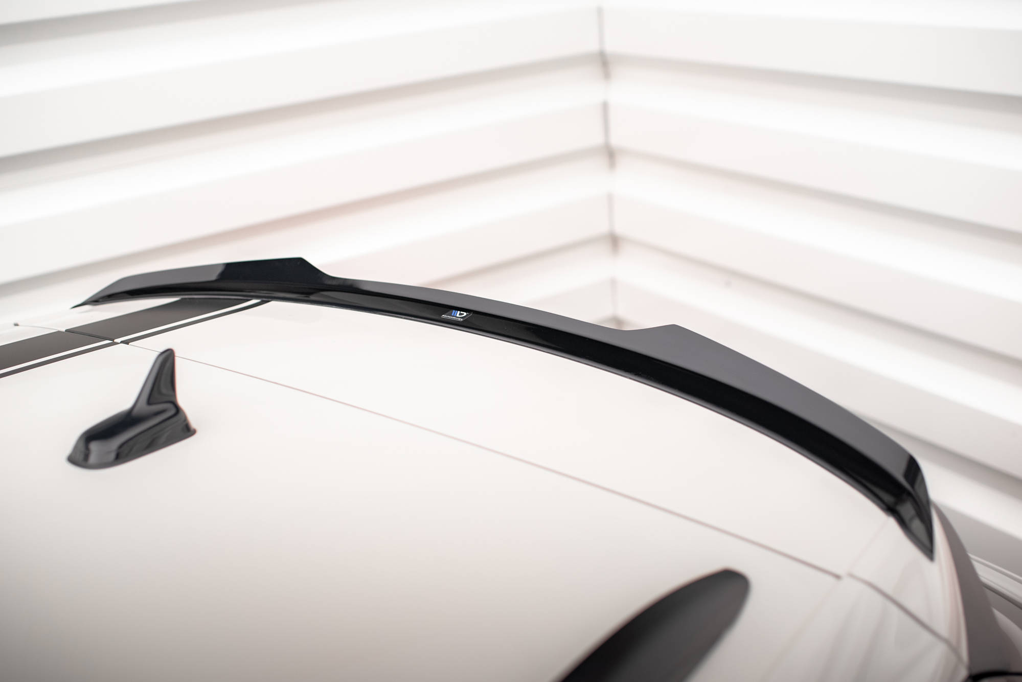 Heck Spoiler Aufsatz Abrisskante passend für VW T-Roc R / R-Line Mk1 schwarz Hochglanz
