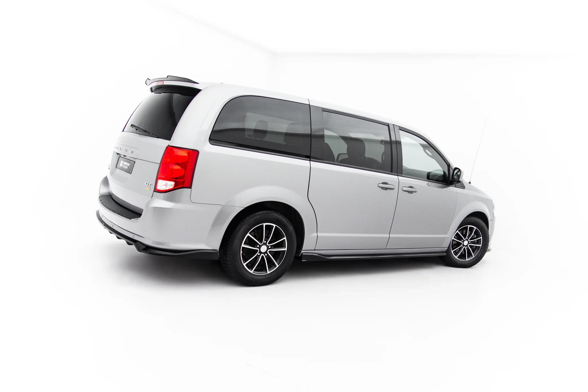 Street+ Seitenschweller Leisten passend für Dodge Grand Caravan Mk5 Facelift schwarz Hochglanz