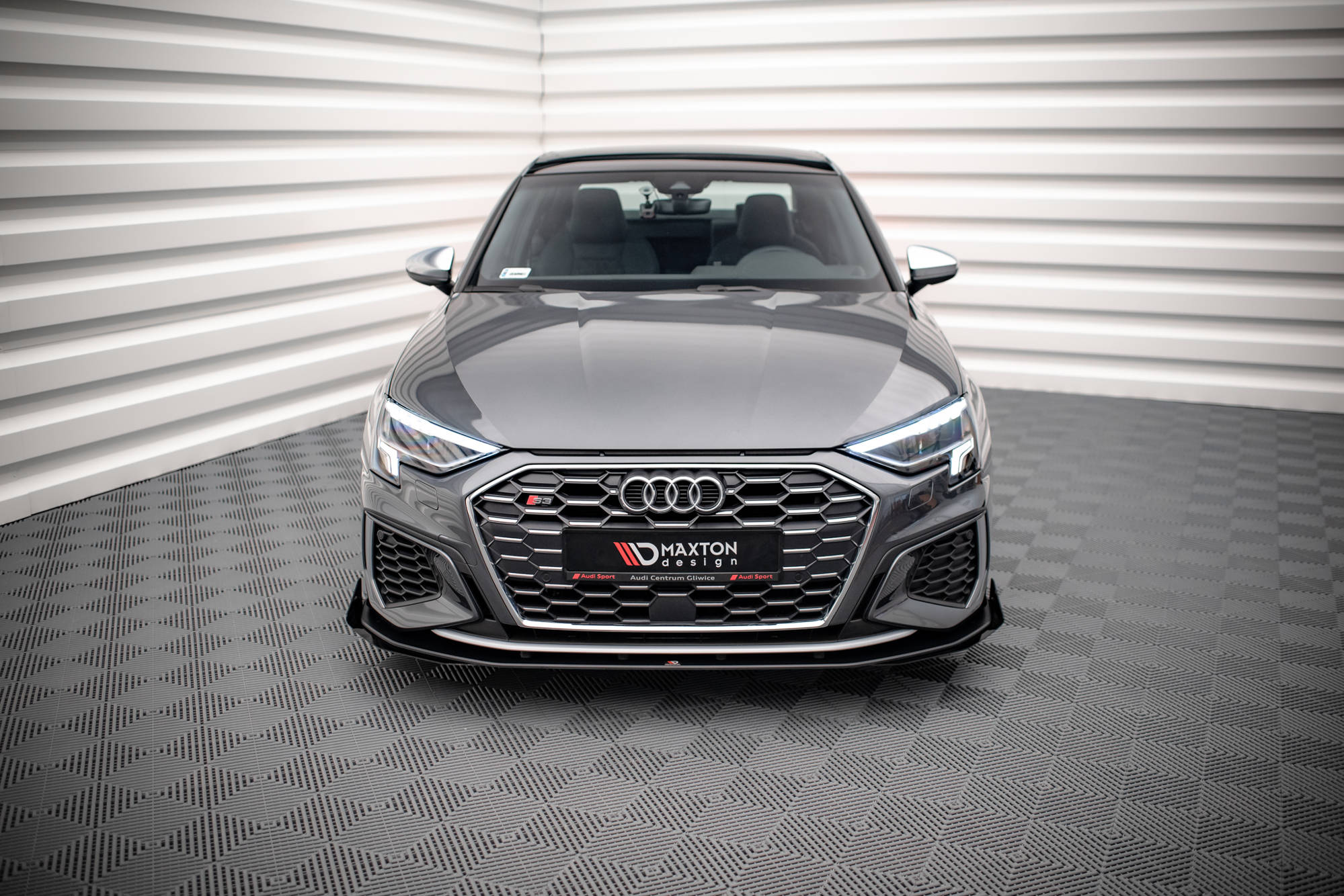 Street Pro Spoilerlippe Front Ansatz passend für Audi S3 / A3 S-Line 8Y rot+ Hochglanz Flaps
