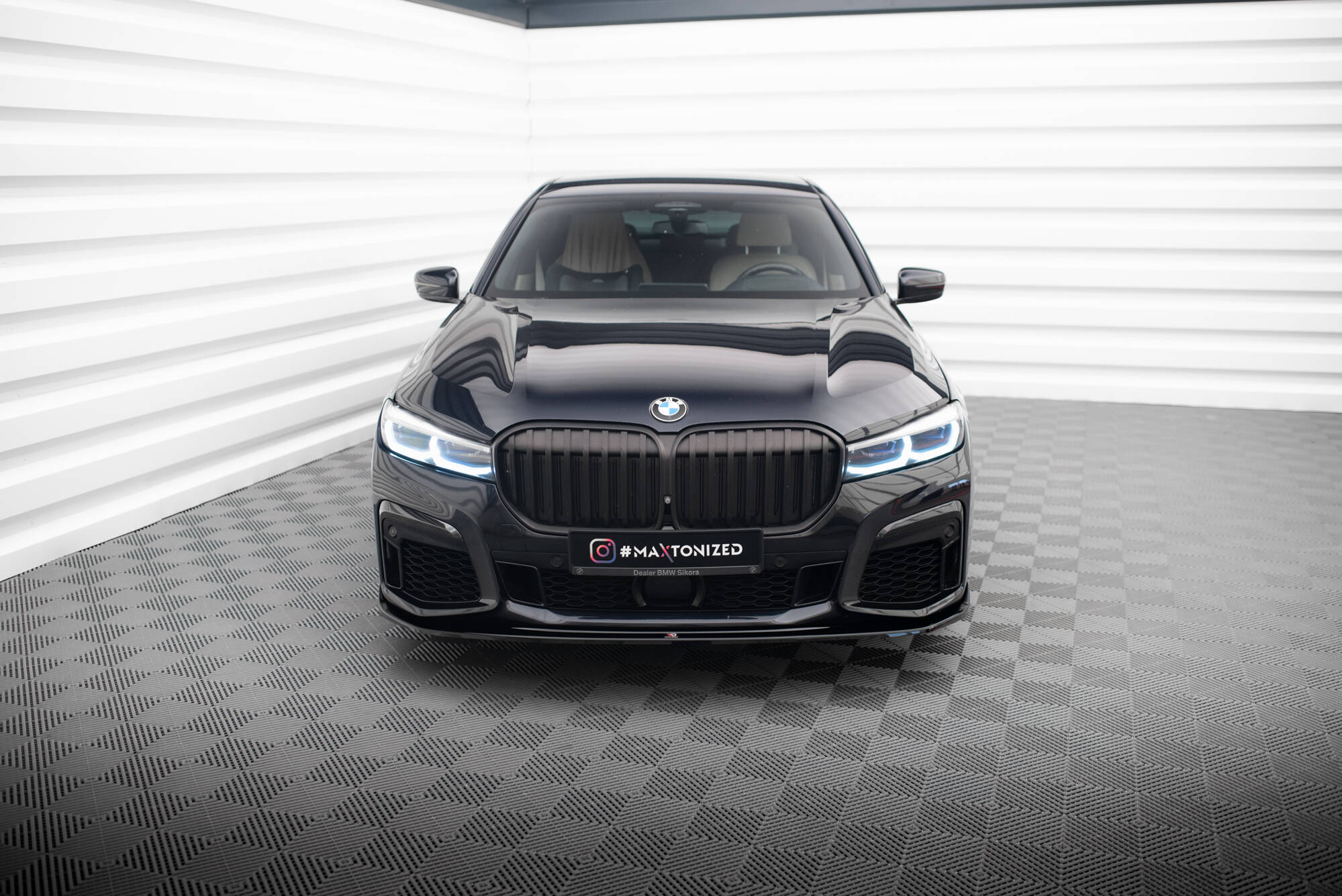 Street+ Spoilerlippe Front Ansatz V.4 passend für BMW 7 M-Paket G11 / G12 FL schwarz Hochglanz