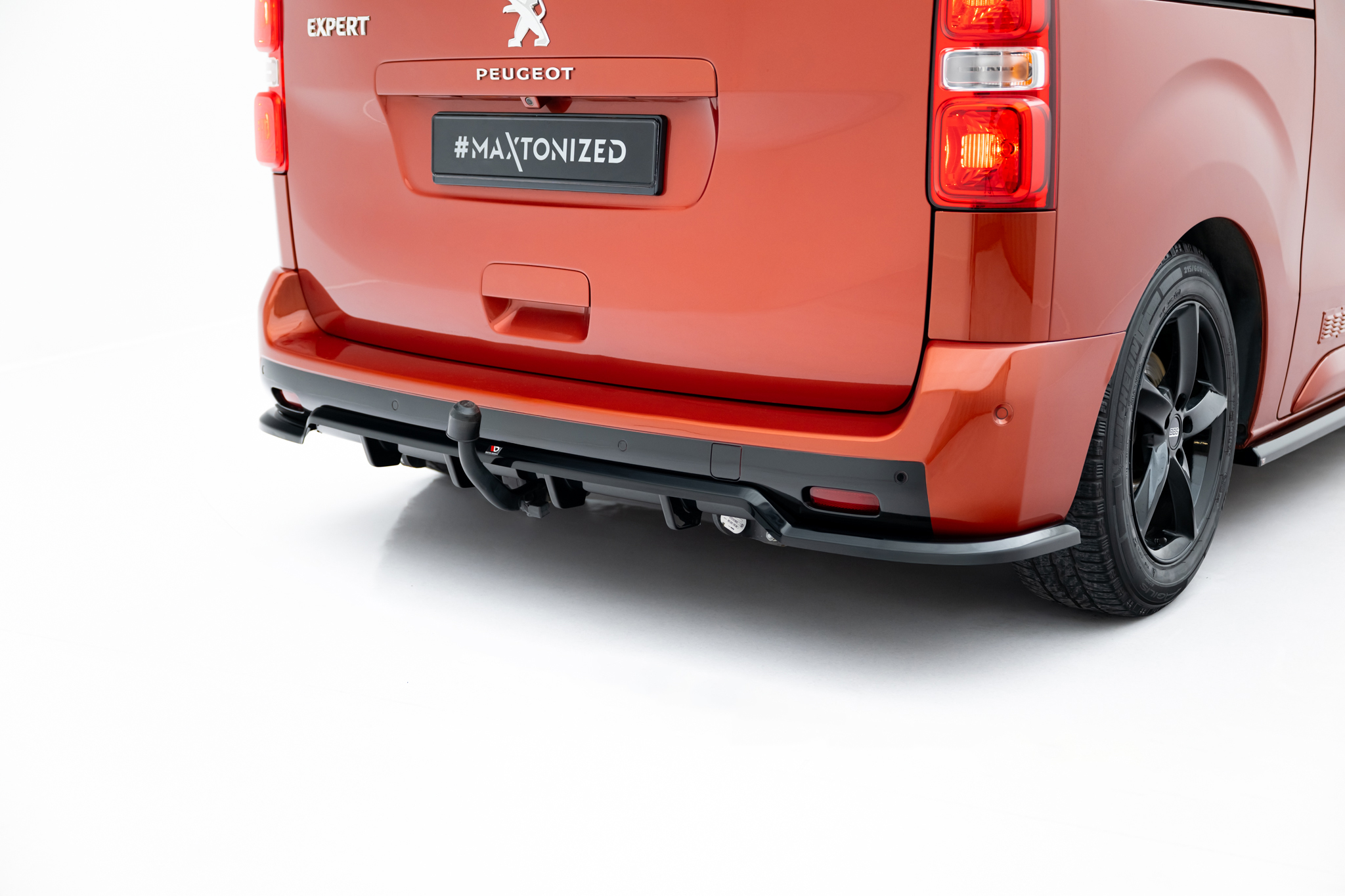 Street+ Mittlerer Diffusor RACE Heck Ansatz passend für Peugeot Expert Mk3 schwarz Hochglanz