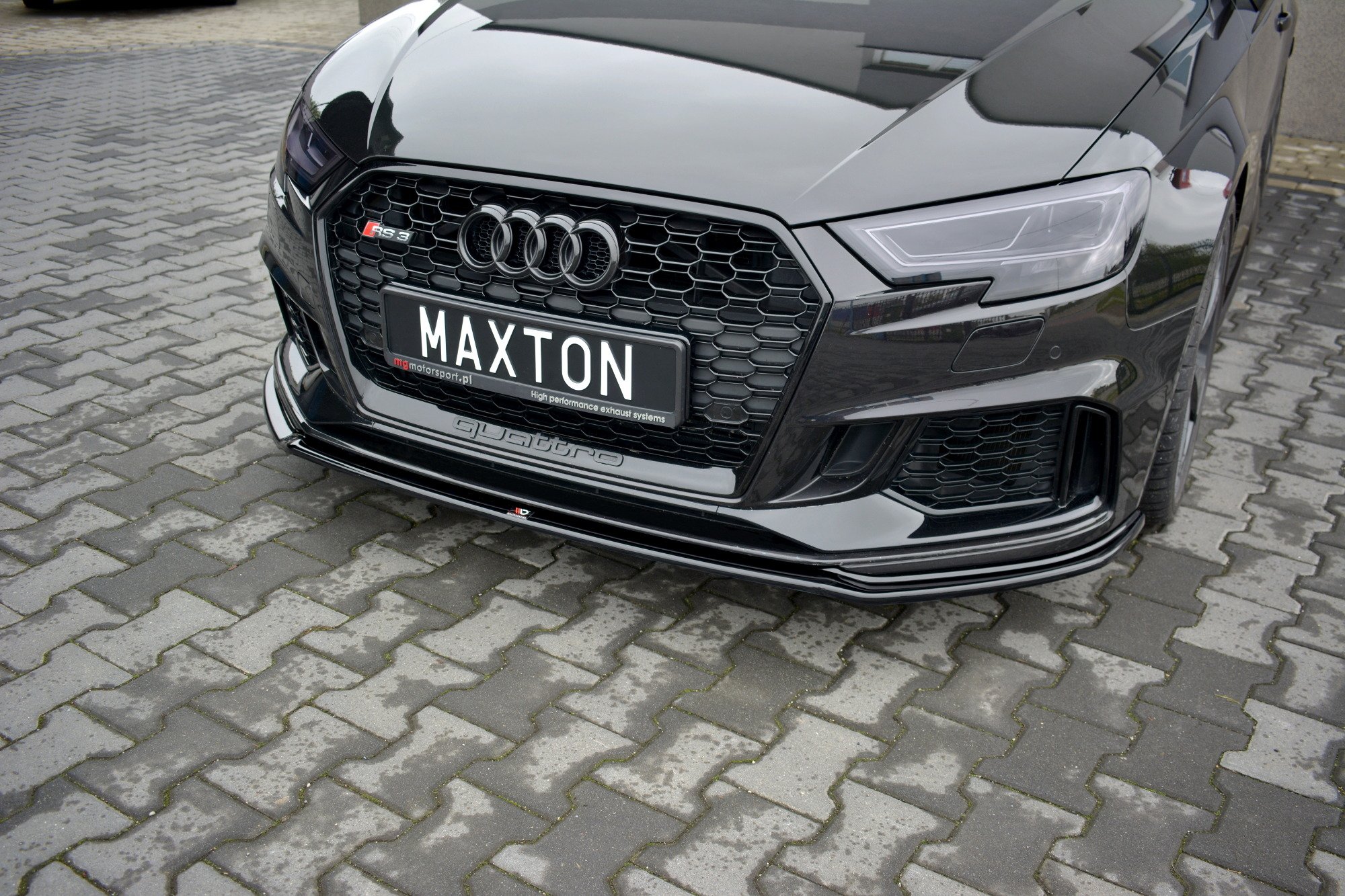 Front Ansatz V.2 für Audi RS3 Sportback 8V Facelift schwarz Hochglanz
