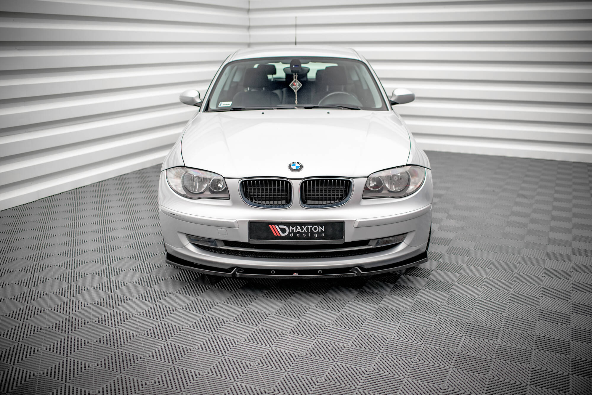Street+ Spoilerlippe Front Ansatz V.3 passend für BMW 1er E81 FL schwarz Hochglanz