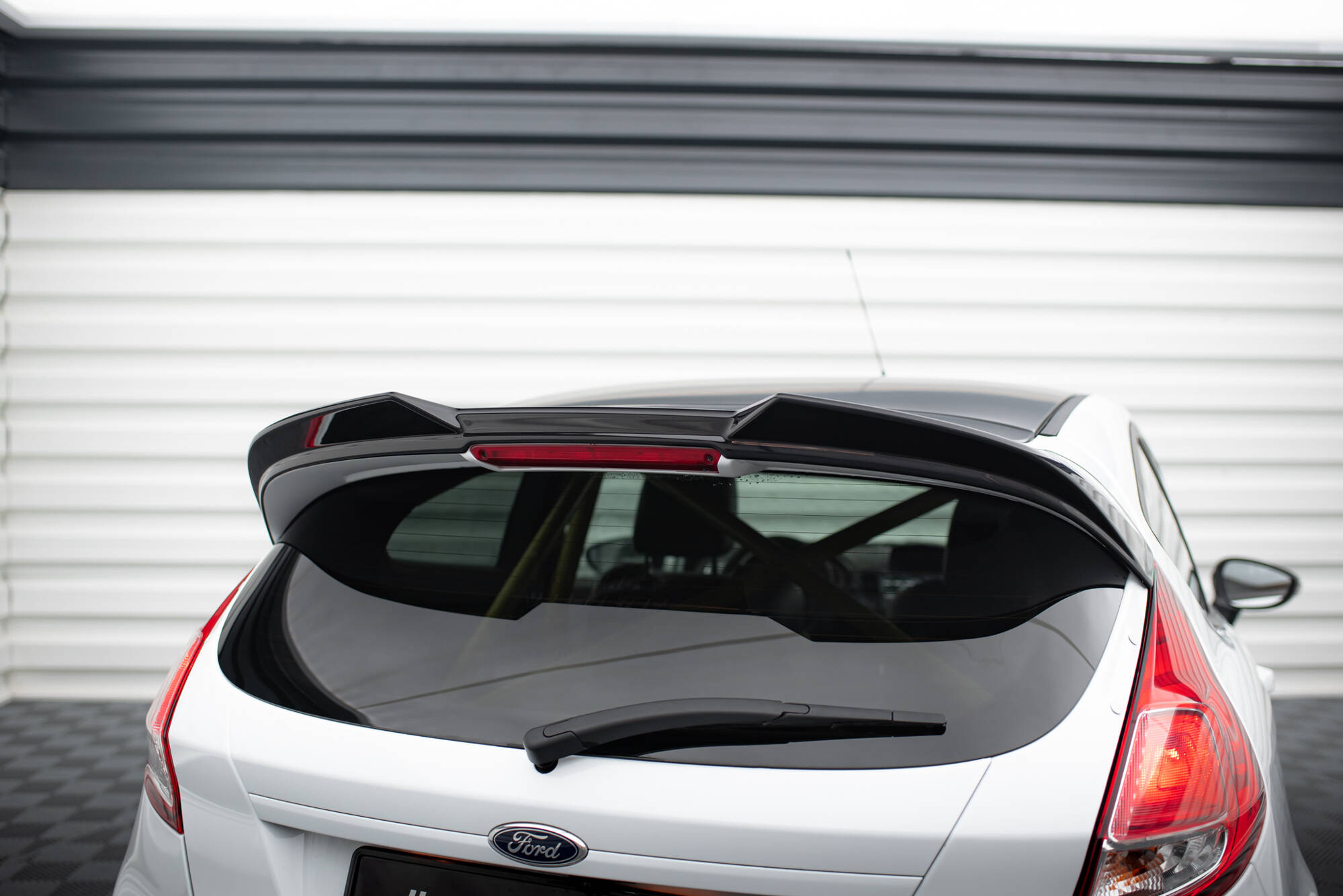 Heck Spoiler Aufsatz Abrisskante 3D passend für Ford Fiesta ST Mk7 FL schwarz Hochglanz