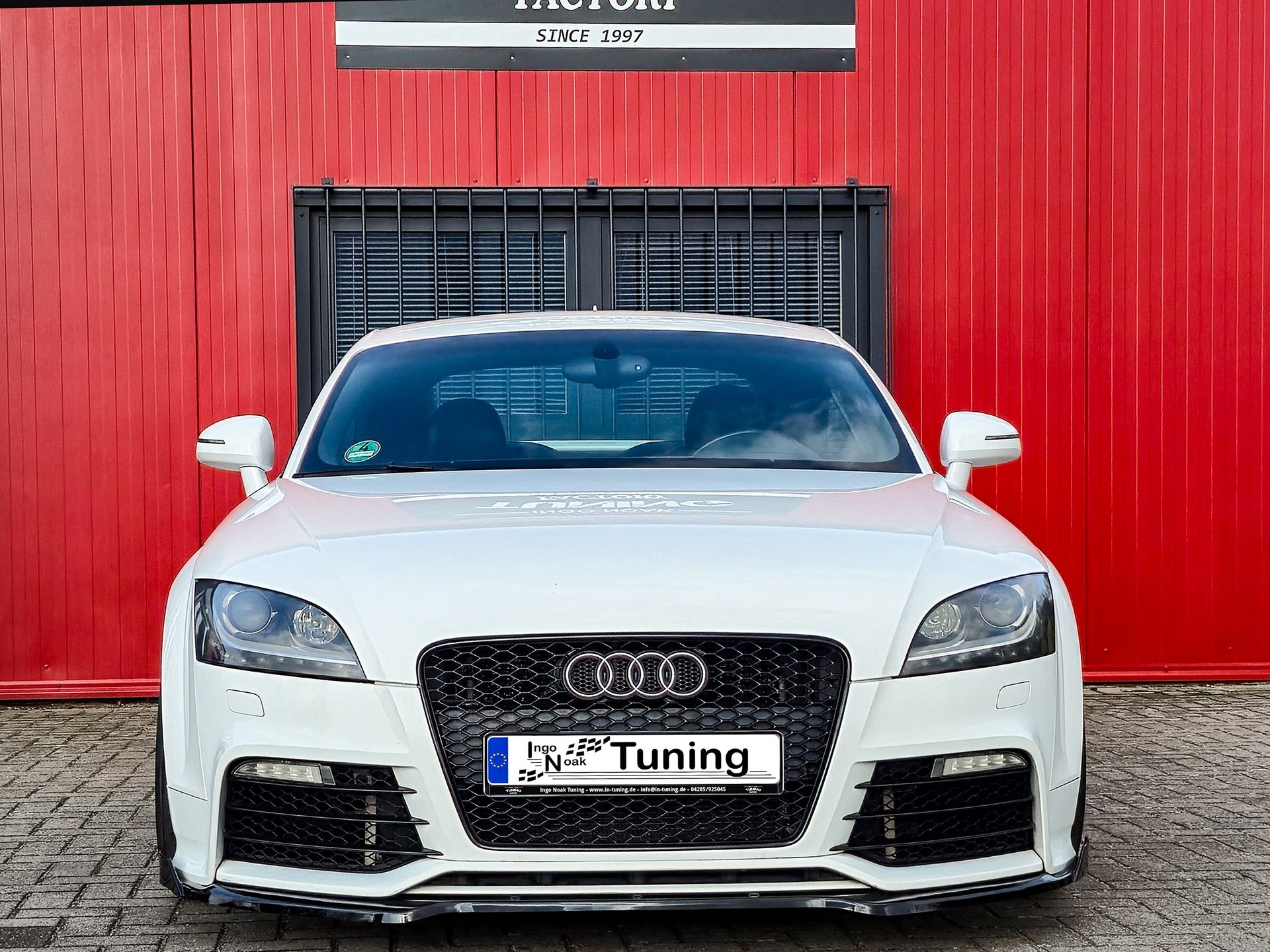 Cup Frontspoilerlippe mit Wings für Audi TT RS 8J Carbon Optik