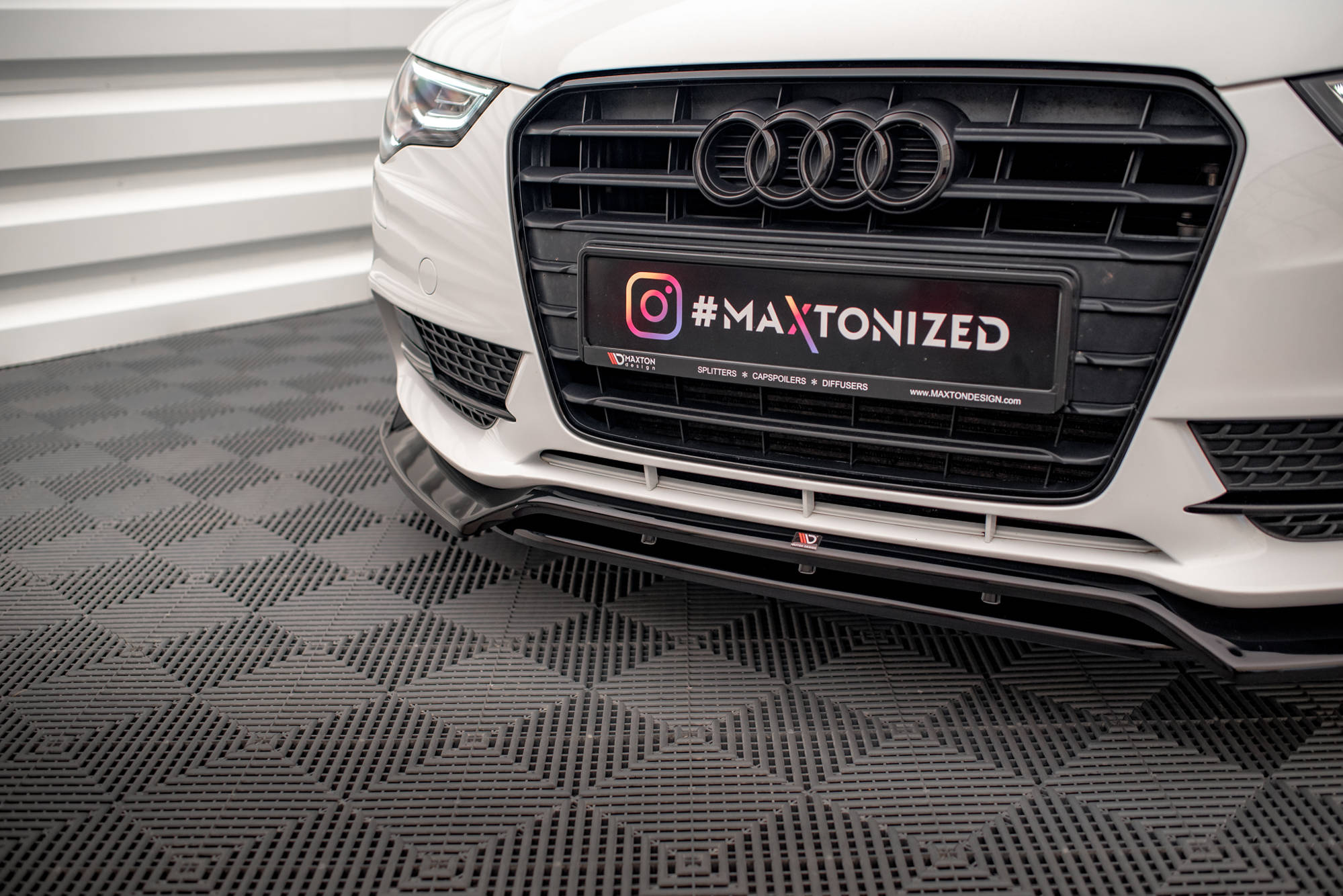 Street+ Spoilerlippe Front Ansatz V.2 passend für Audi A5 Coupe / Sportback 8T FL schwarz Hochglanz