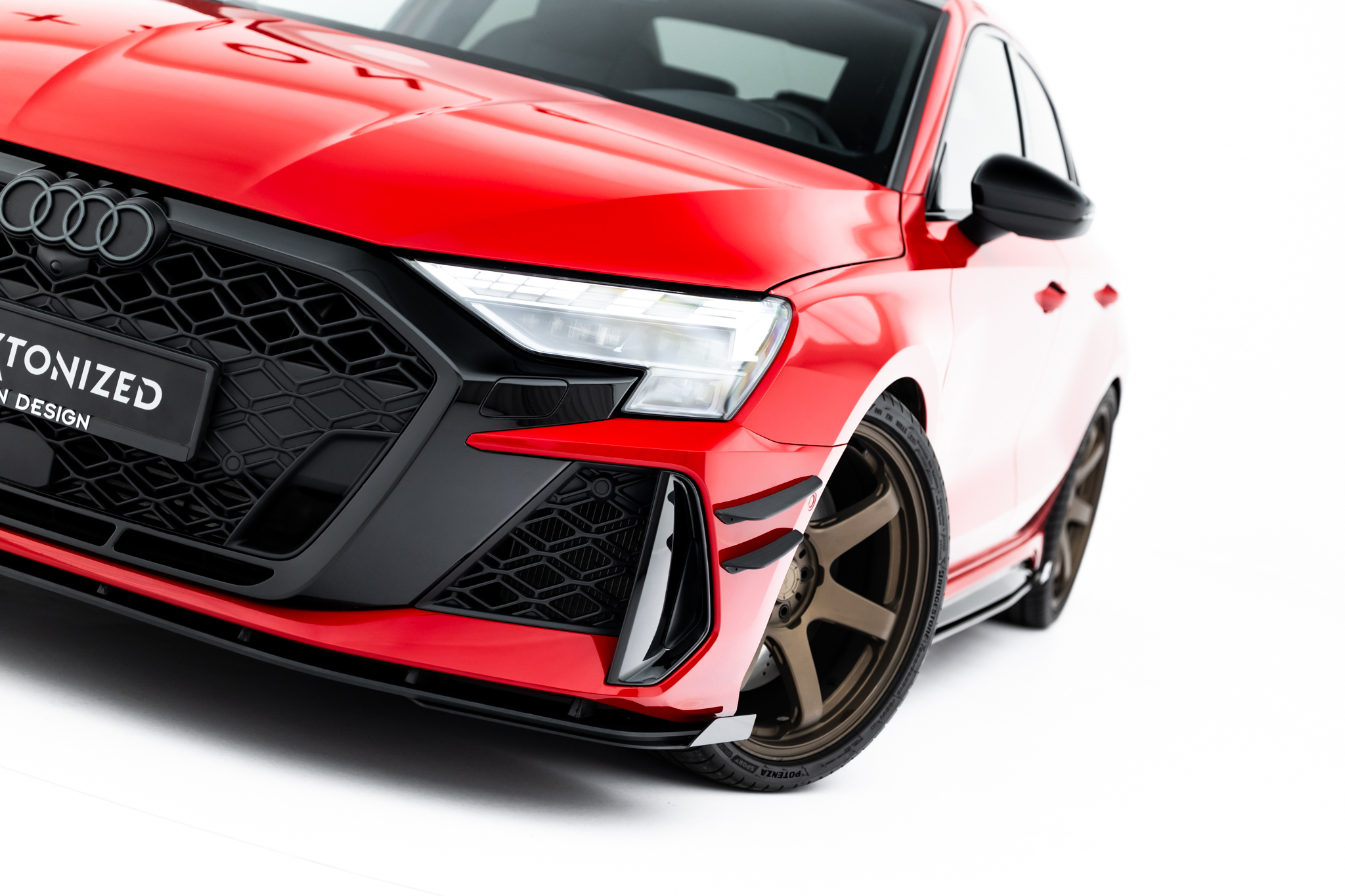 Front Stoßstange Flaps passend für Audi RS3 Sportback 8Y FL schwarz Hochglanz