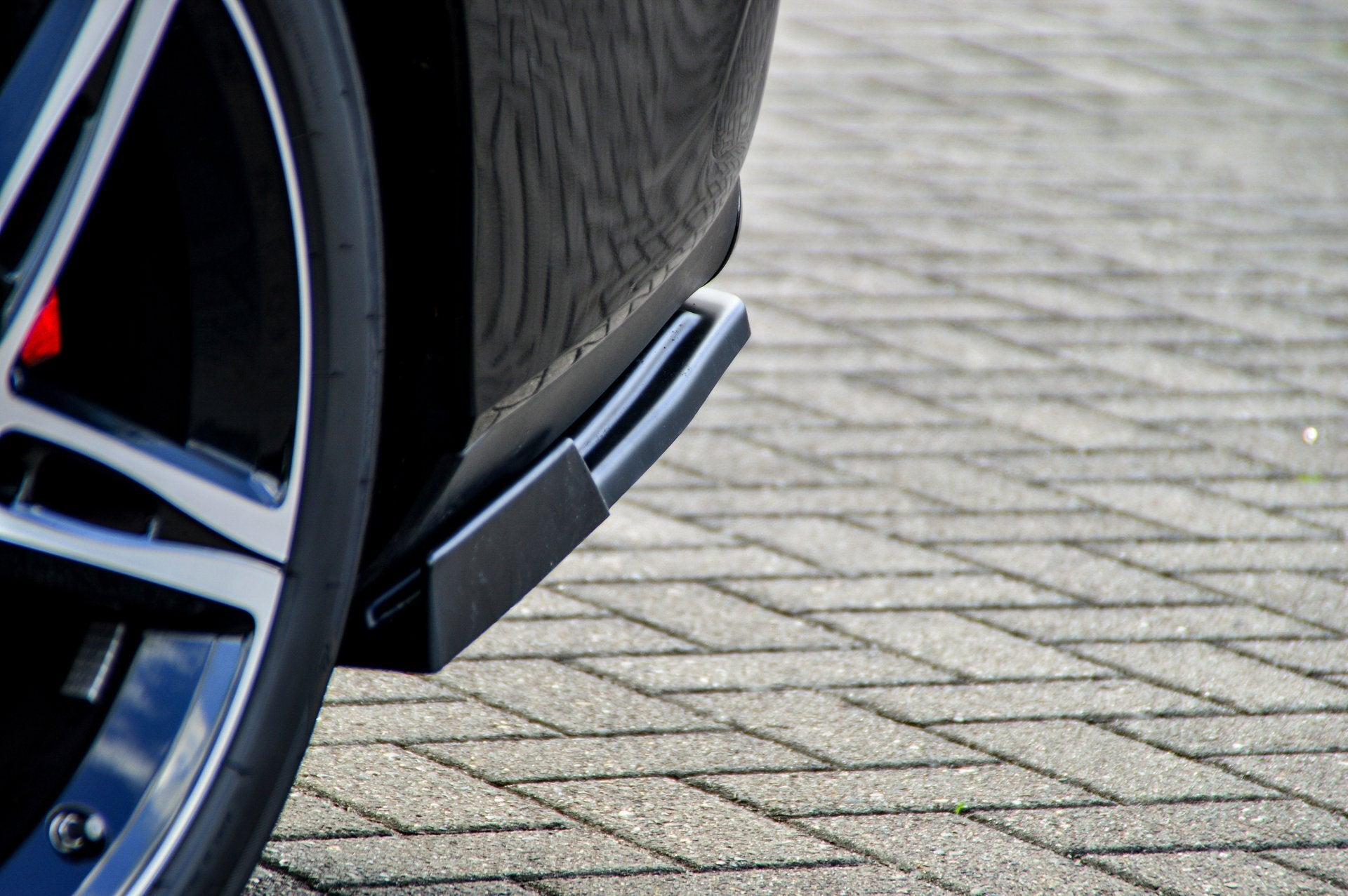 Heckansatz Seitenteile mit WIng für Mercedes CLA X118 Shooting Brake AMG-Line ab Bj.:2019- Carbon Optik