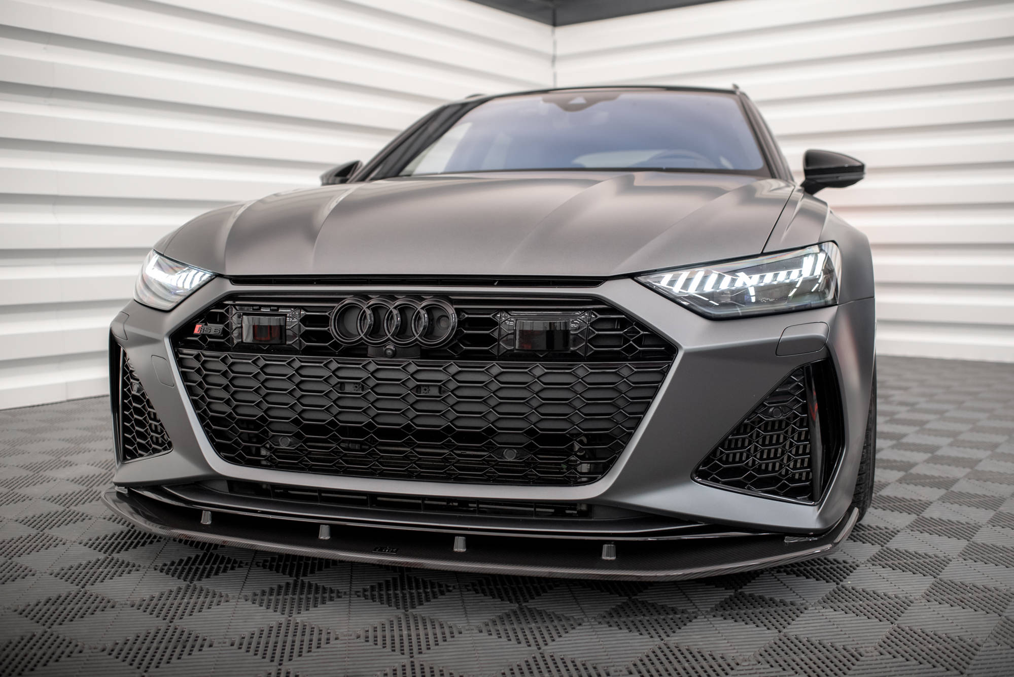 Carbon Bodykit Set Frontspoiler Seitenschweller Heck Ansatz passend für Audi RS6 C8