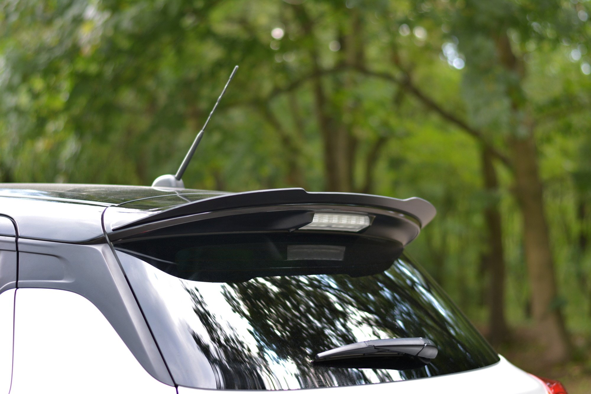 Spoiler CAP für SUZUKI SWIFT 6 SPORT schwarz Hochglanz