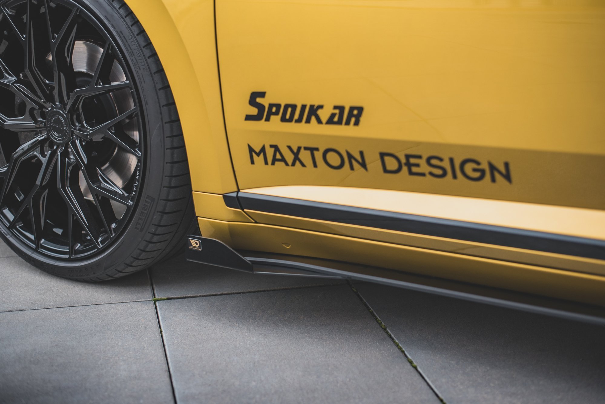 Street Pro Seitenschweller Leisten + Flaps passend für VW Arteon R-Line Limousine / Shooting Brake Mk1 schwarz Hochglanz