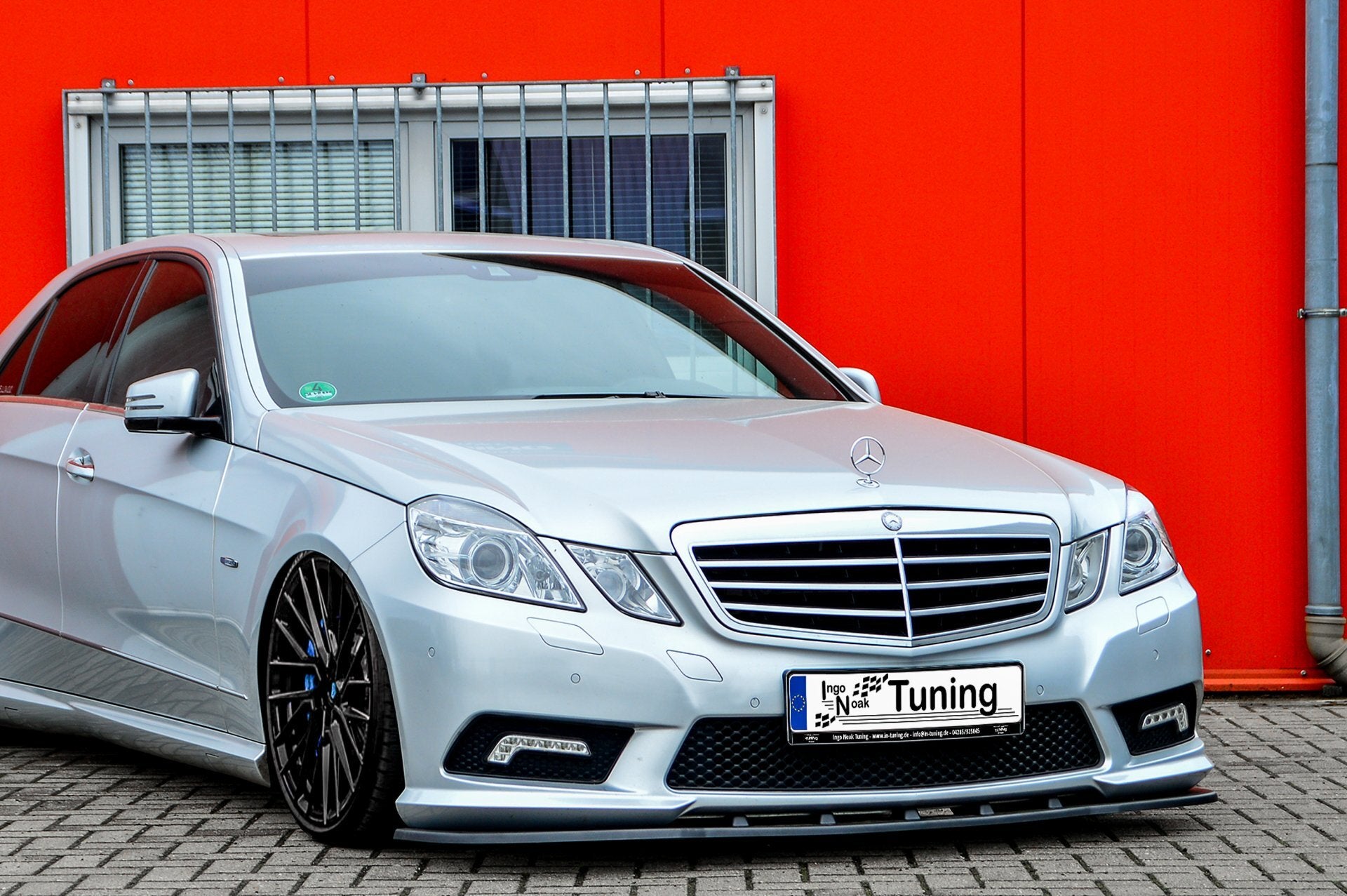 CUP Frontspoilerlippe für E Klasse AMG W212 S212 V212 A207 C207 Bj. 2009-2013 Carbon Optik