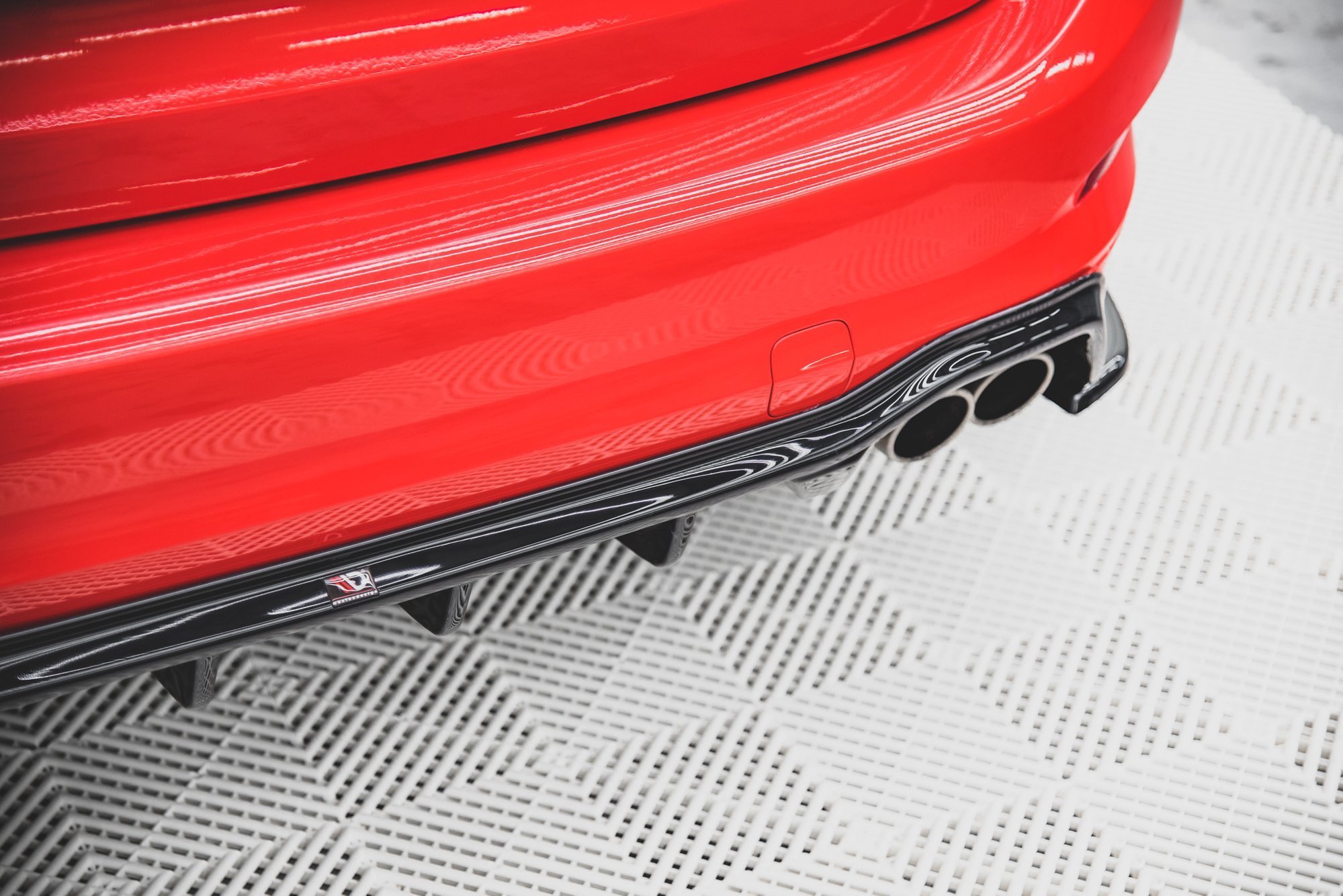 Street+ Heck Ansatz Diffusor passend für Ford Focus ST-Line Kombi Mk4 schwarz Hochglanz