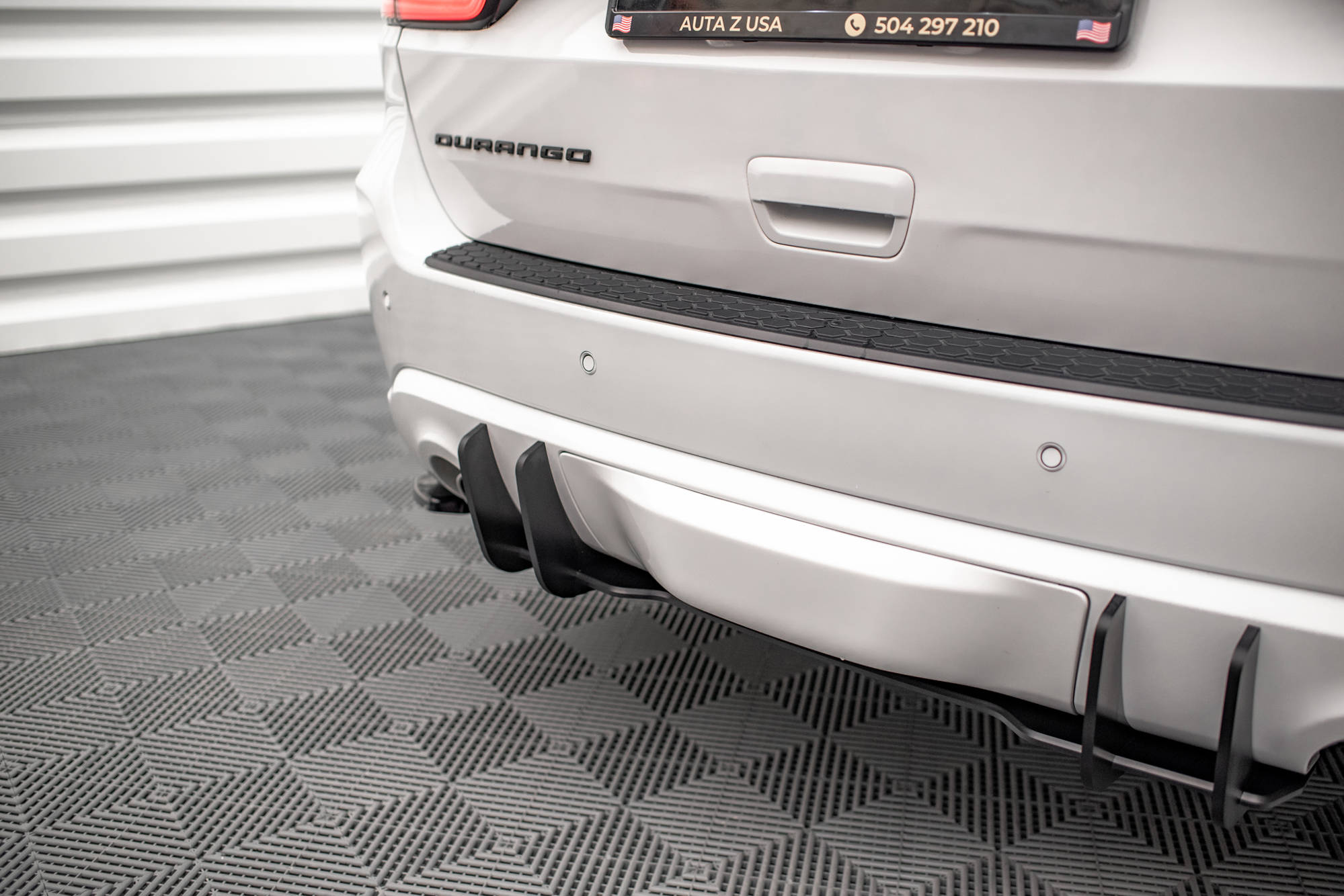 Street Pro Heckschürze Heck Ansatz Diffusor passend für Dodge Durango RT Mk3 rot