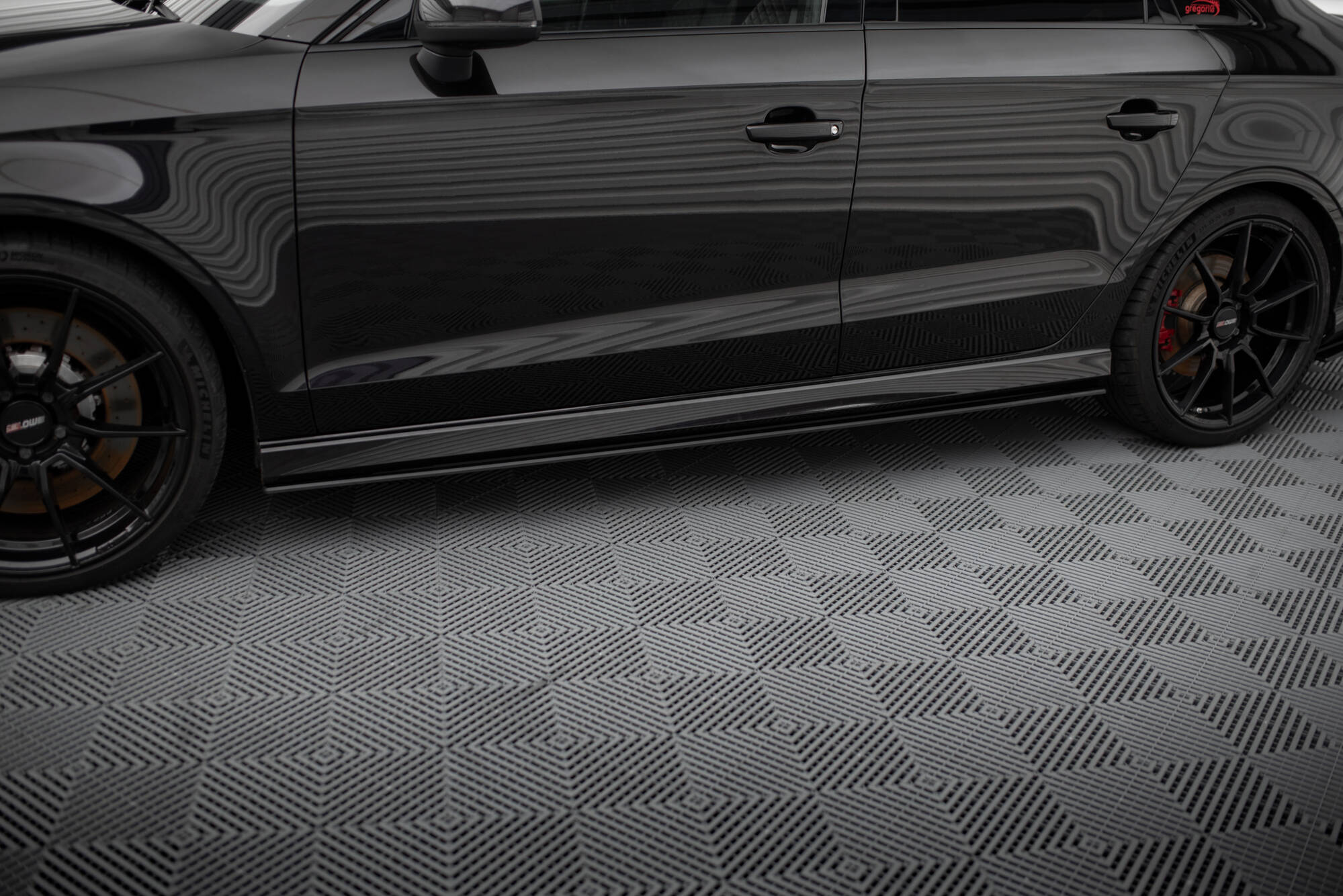 Street Pro Seitenschweller Leisten passend für Audi RS3 Limousine 8V FL