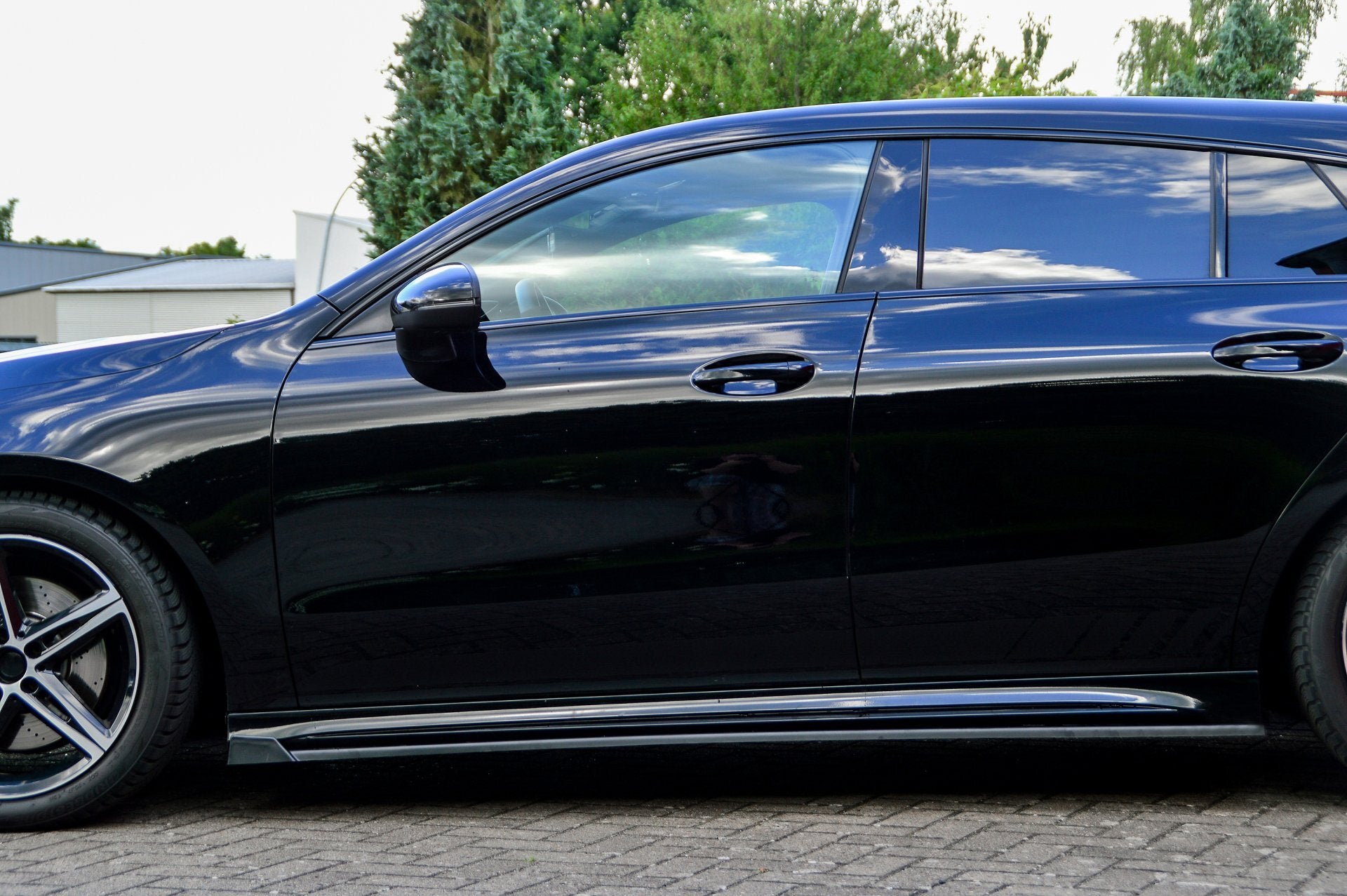 CUP Seitenschweller mit Wing vorne für Mercedes CLA X118 C118 AMG-Line ab Bj.:2019- Carbon Optik