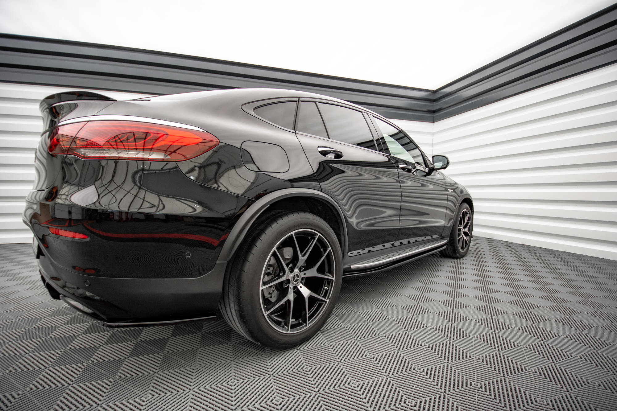 Street+ Seitenschweller Leisten V.1 passend für Mercedes GLC Coupe AMG-Line C253 FL schwarz Hochglanz