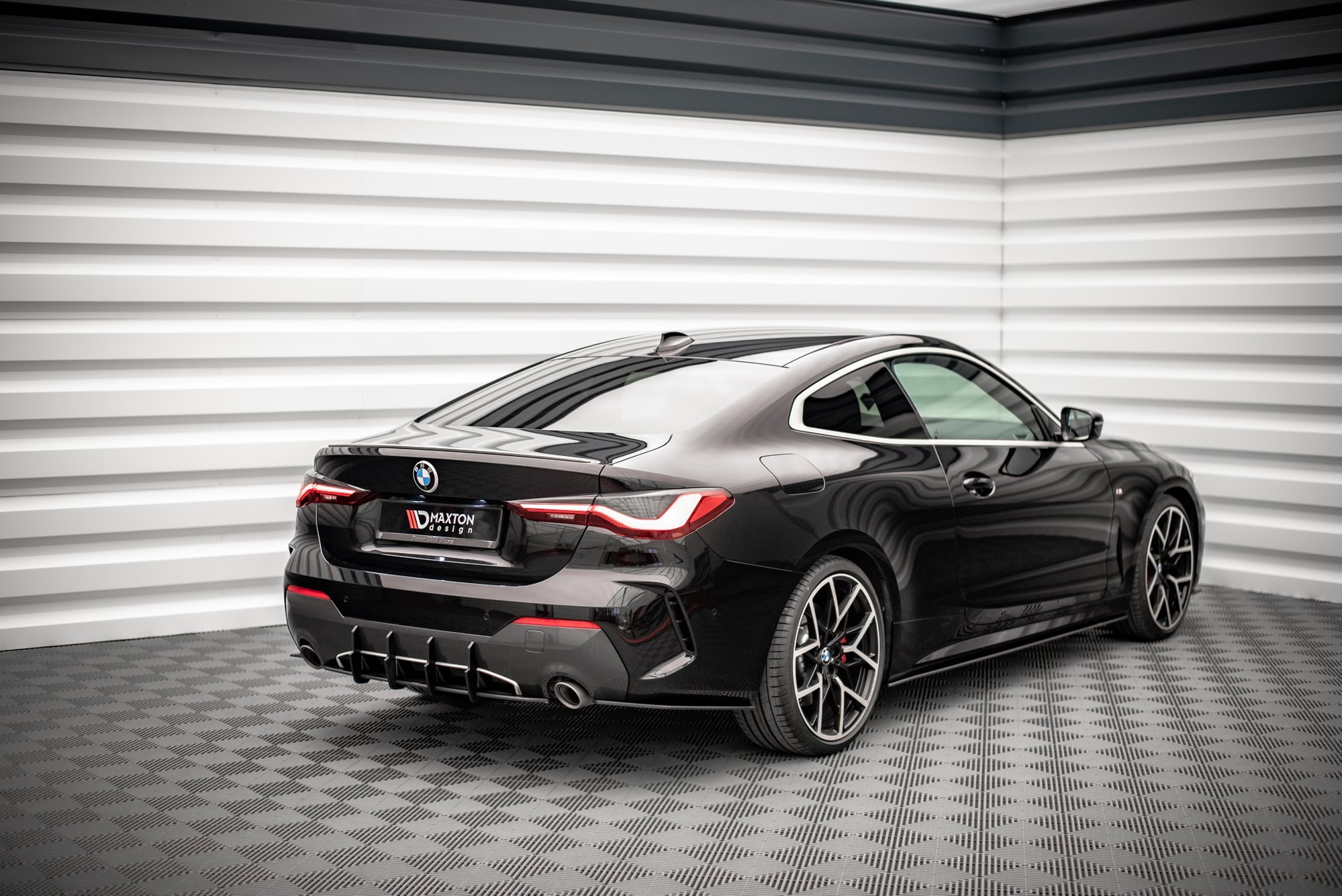 Street Pro Heckschürze Heck Ansatz Diffusor passend für BMW 4er M-Paket G22 schwarz-rot