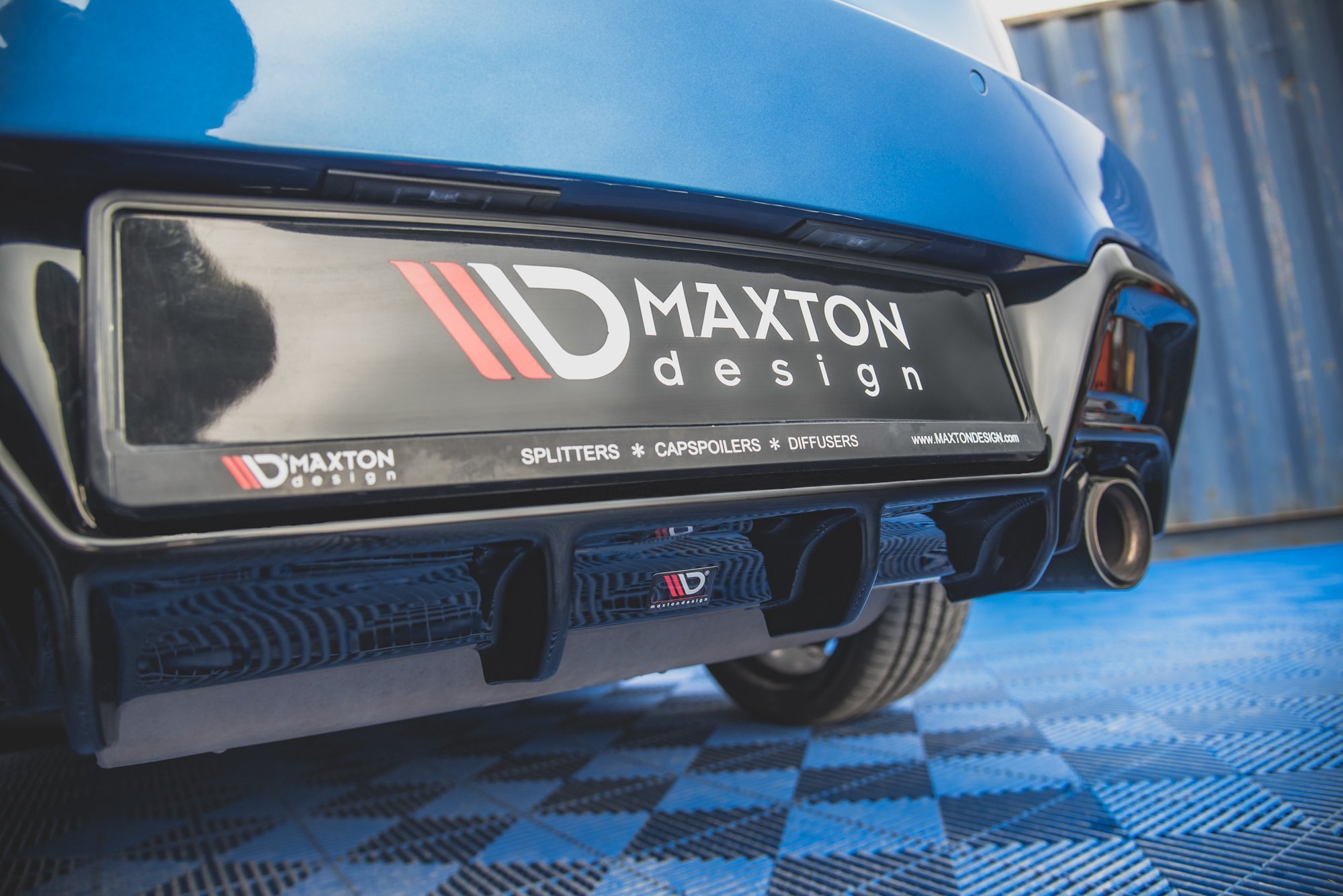Street+ Heck Ansatz Diffusor V.1 passend für BMW M135i F20 schwarz Hochglanz
