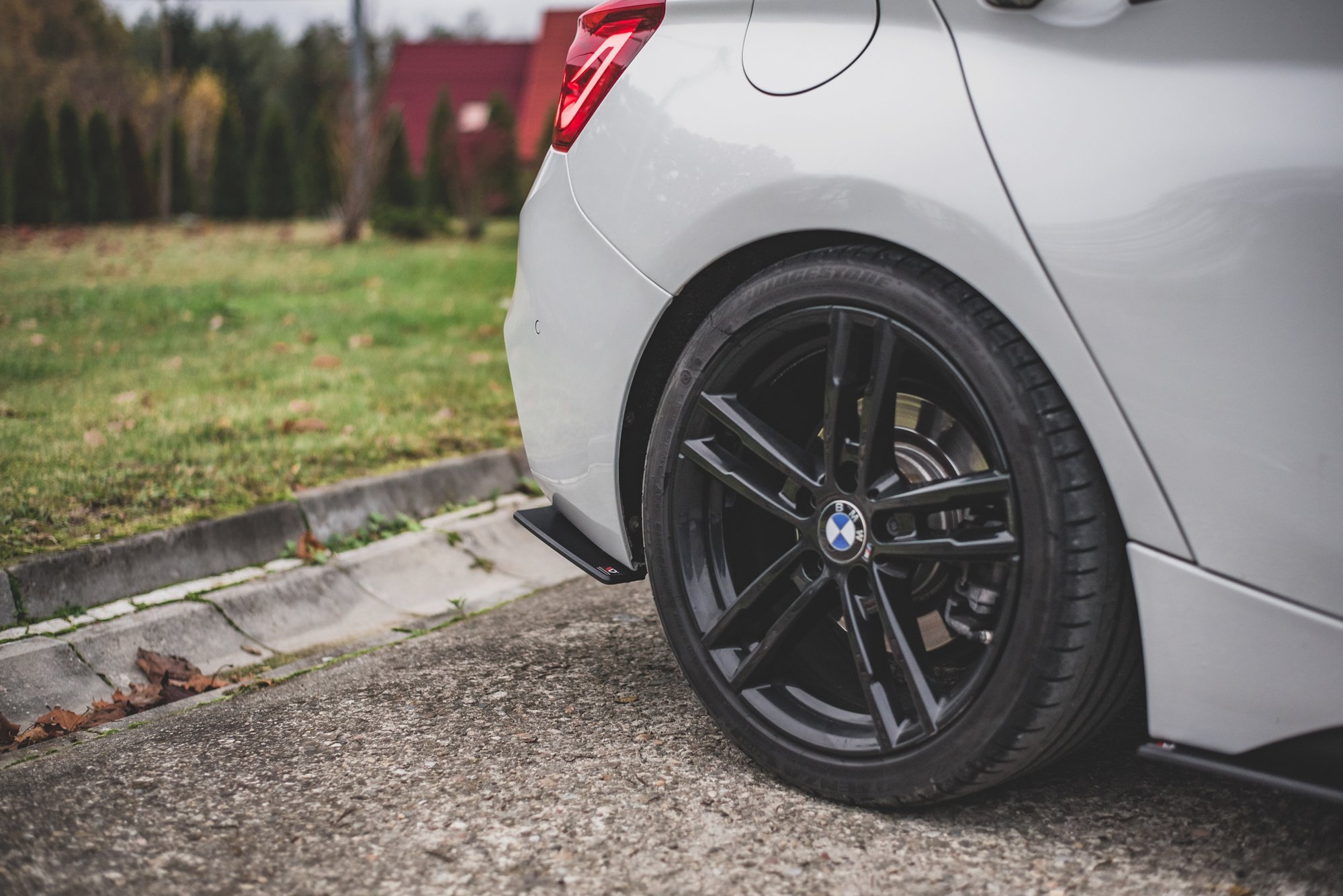 Street Pro Heck Ansatz Flaps V.3 passend für BMW 1er F20 M-Paket FL / M140i rot