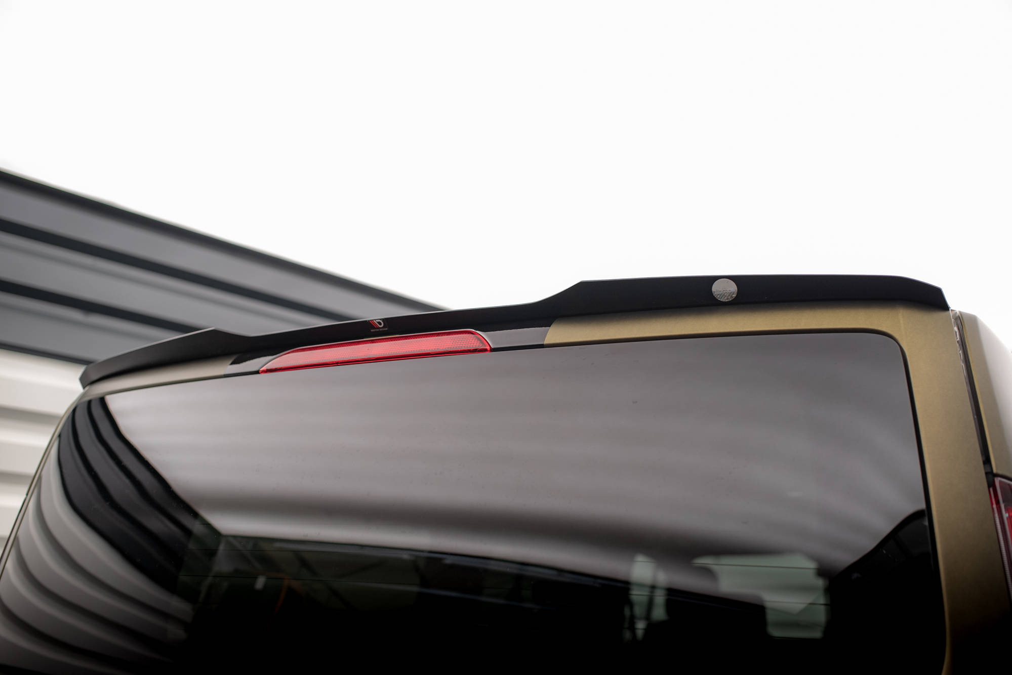 Heck Spoiler Aufsatz Abrisskante passend für Ford Tourneo Custom Mk1 FL schwarz Hochglanz