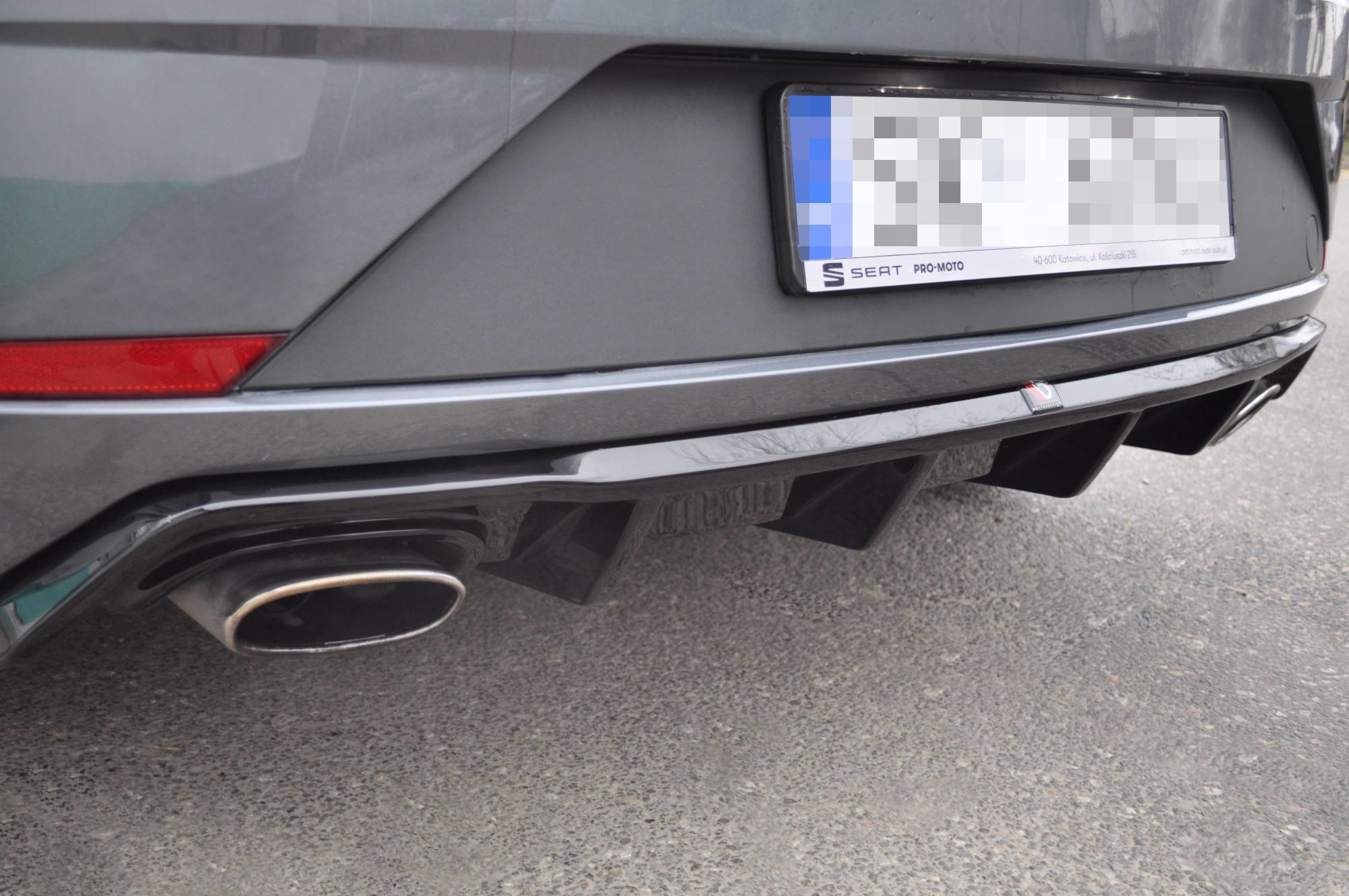 Diffusor Heck Ansatz V.1 für Seat Leon Cupra Mk3 FL Hatchback schwarz Hochglanz