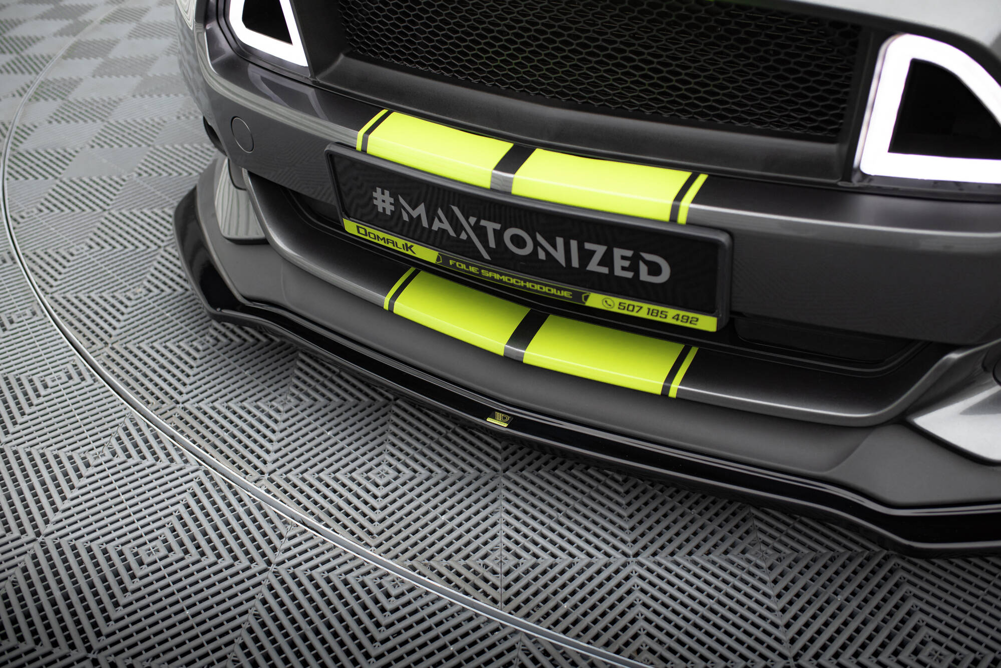 Street+ Spoilerlippe Front Ansatz passend für Ford Mustang GT Mk6 schwarz Hochglanz