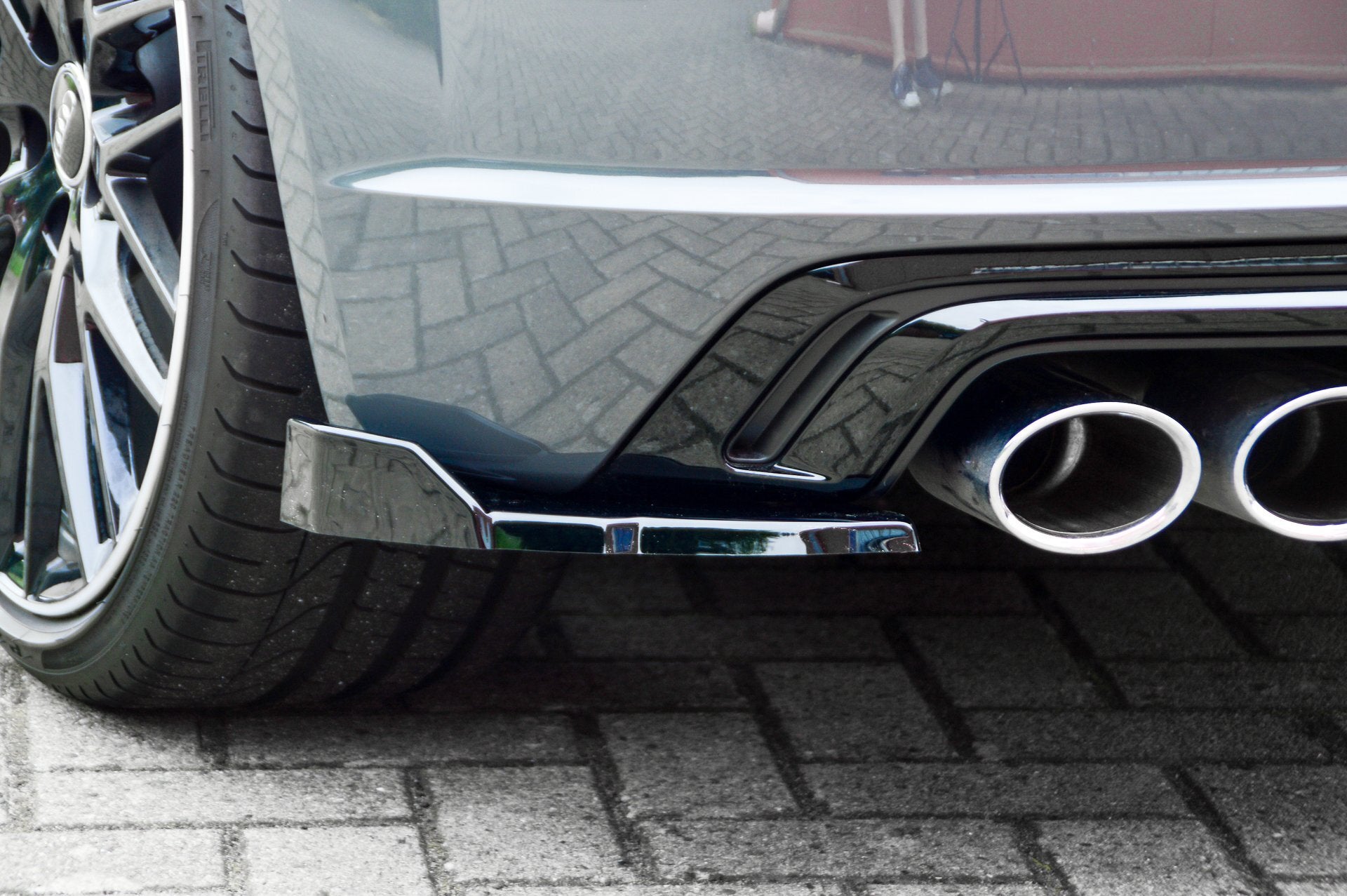 Heckansatz Seitenteile mit Wing für Audi TTS 8S Facelift OEM Optik