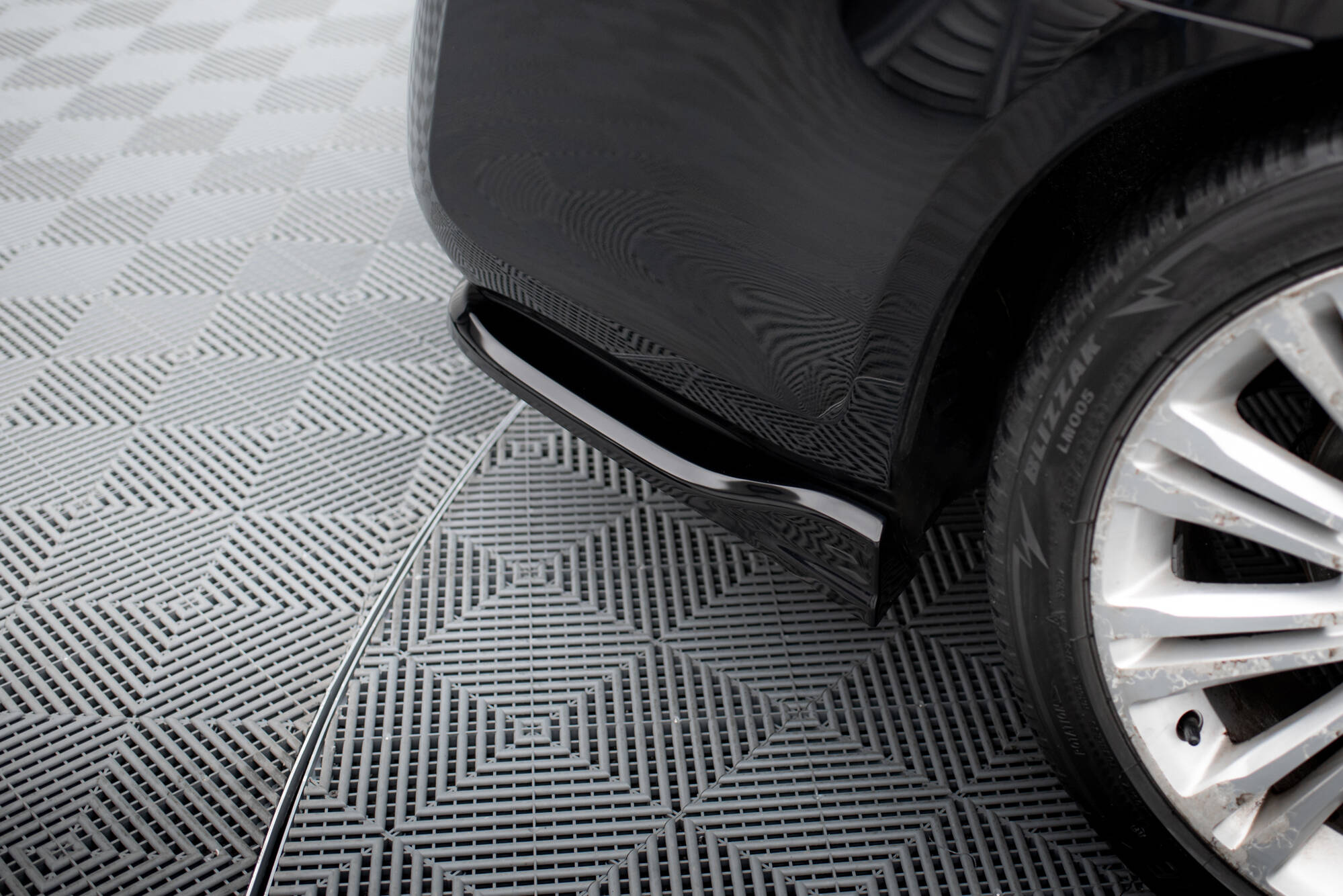 Diffusor Flaps passend für Chrysler 300 Mk2 schwarz Hochglanz