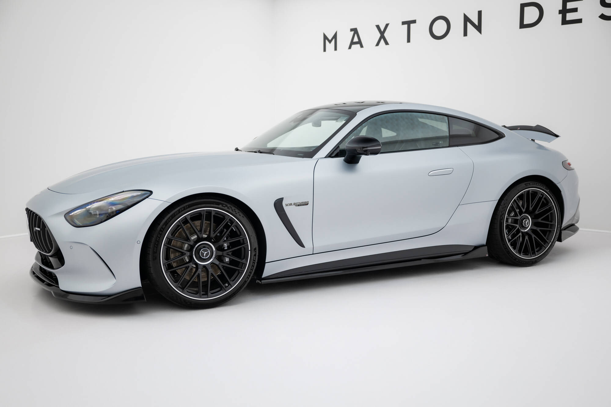 Street+ Seitenschweller Leisten V.2 passend für Mercedes-AMG GT 63 / 55 / 63 S E Performance C192 schwarz Hochglanz
