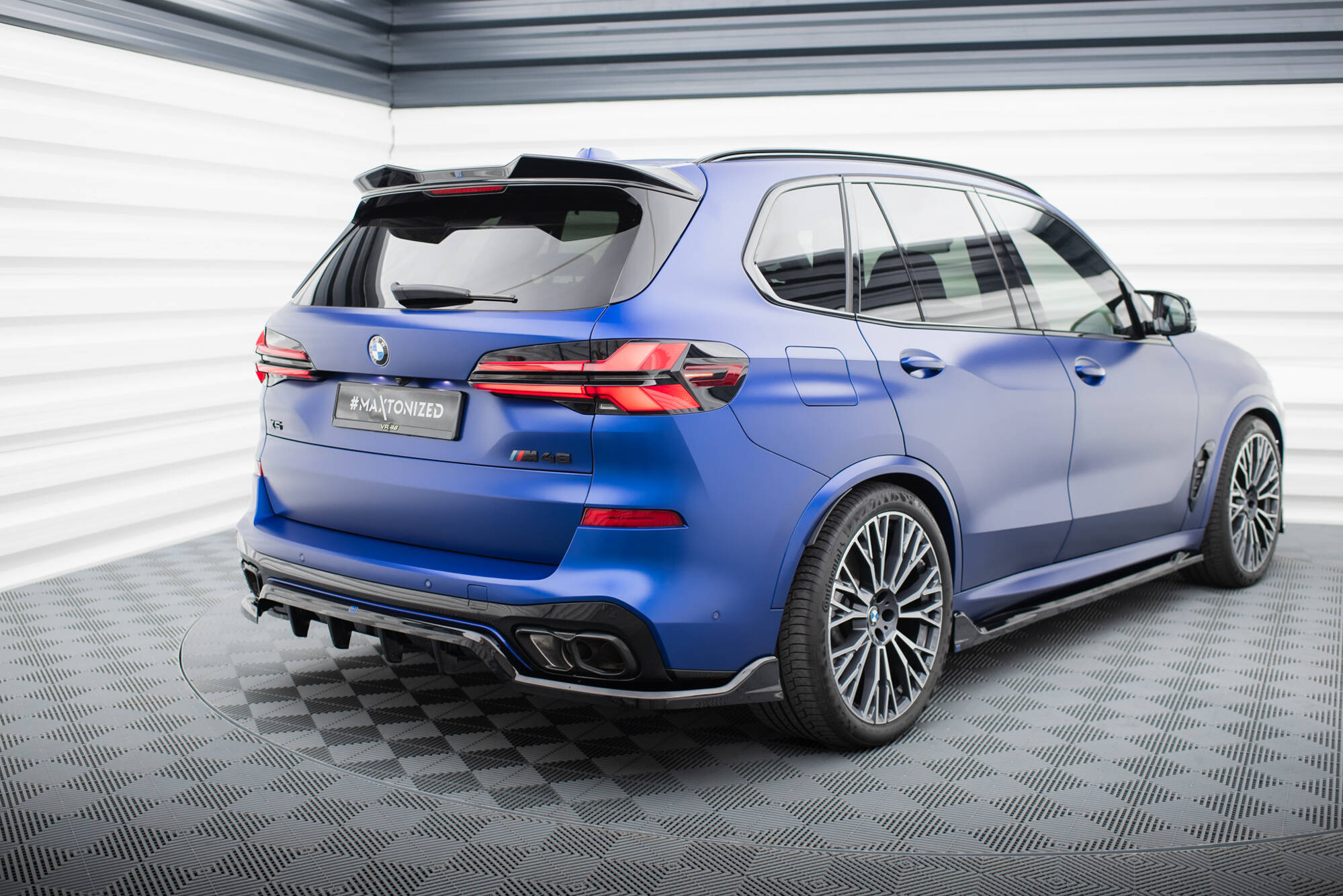Street+ Mittlerer Diffusor RACE Heck Ansatz V.2 passend für BMW X5 M-Paket G05 FL schwarz Hochglanz