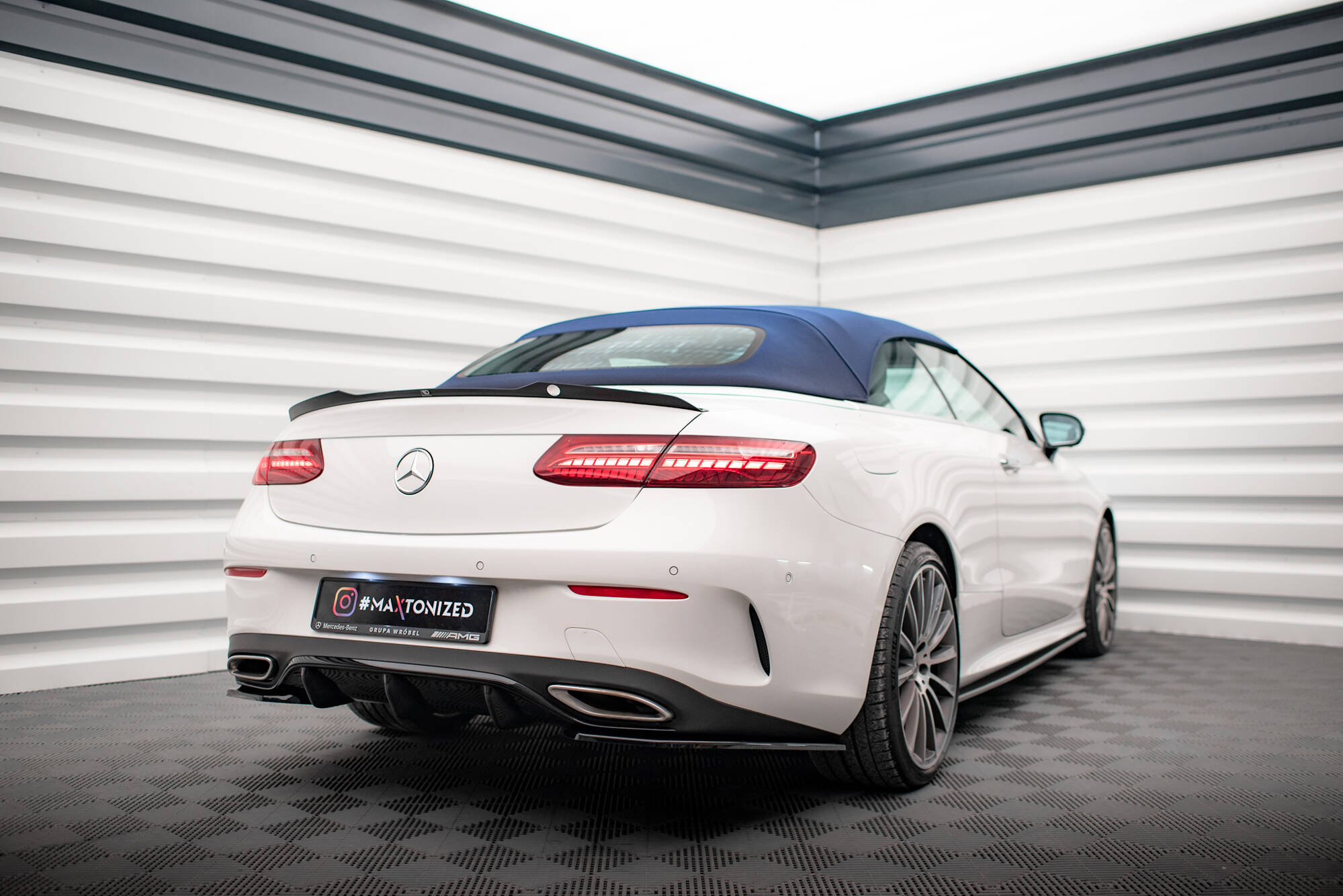 Diffusor Heck Ansatz für Mercedes-Benz E-Klasse W213 Coupe C238 / Cabriolet A238 AMG-Line schwarz Hochglanz