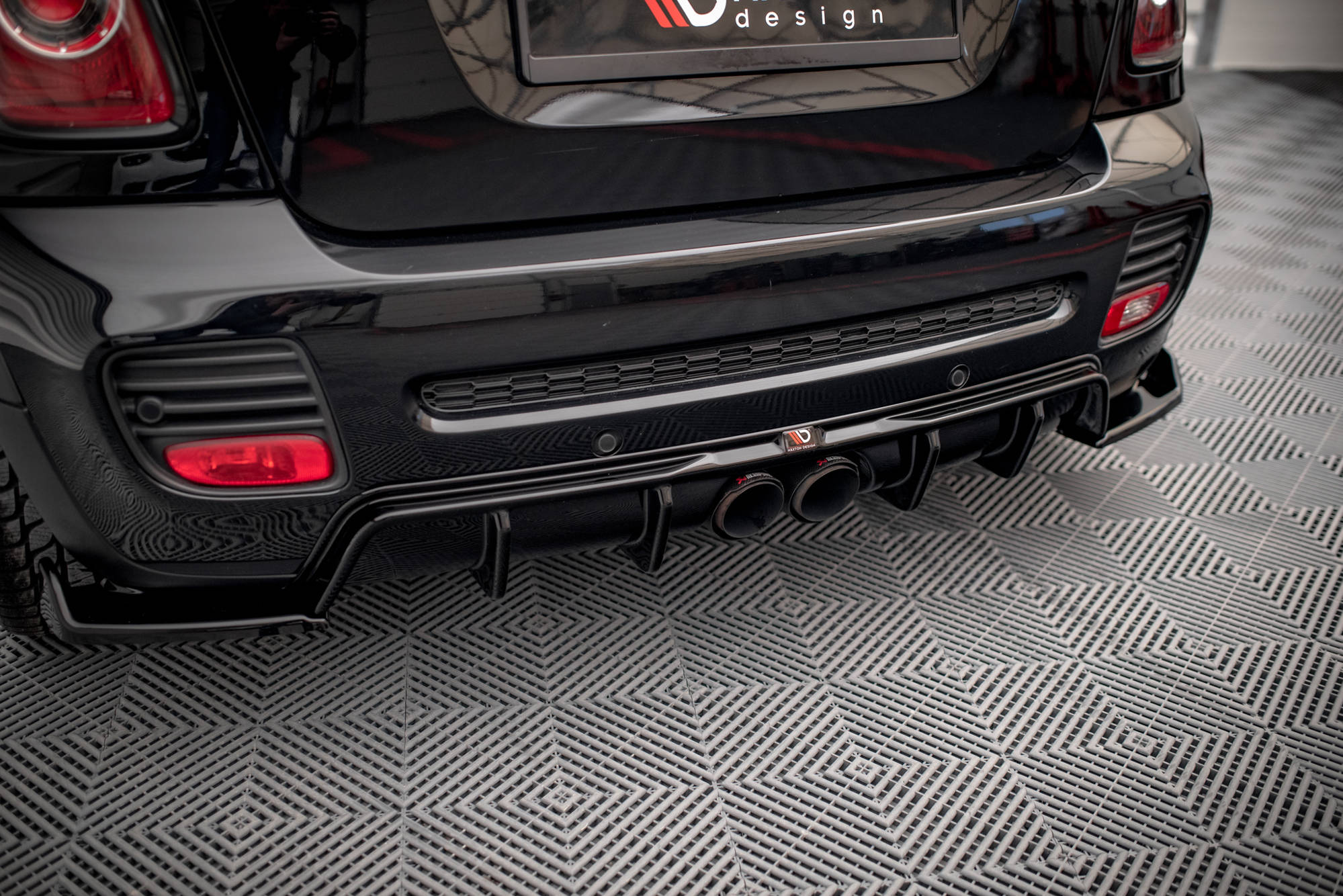 Street+ Heck Ansatz Diffusor passend für Mini Cooper John Cooper Works R56 schwarz Hochglanz