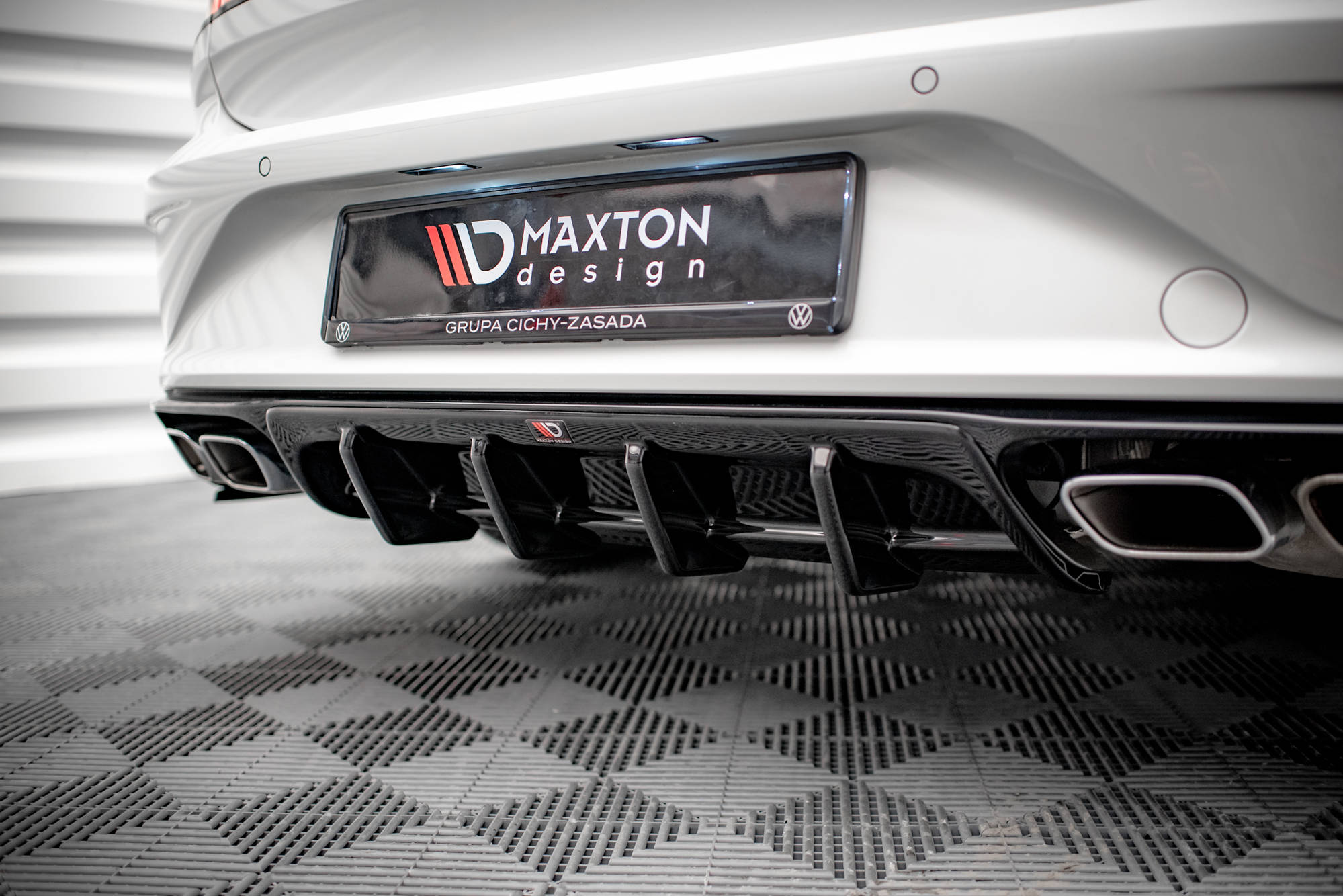 Street+ Heck Ansatz Diffusor passend für VW Arteon R Limousine / Shooting Brake Mk1 FL schwarz Hochglanz