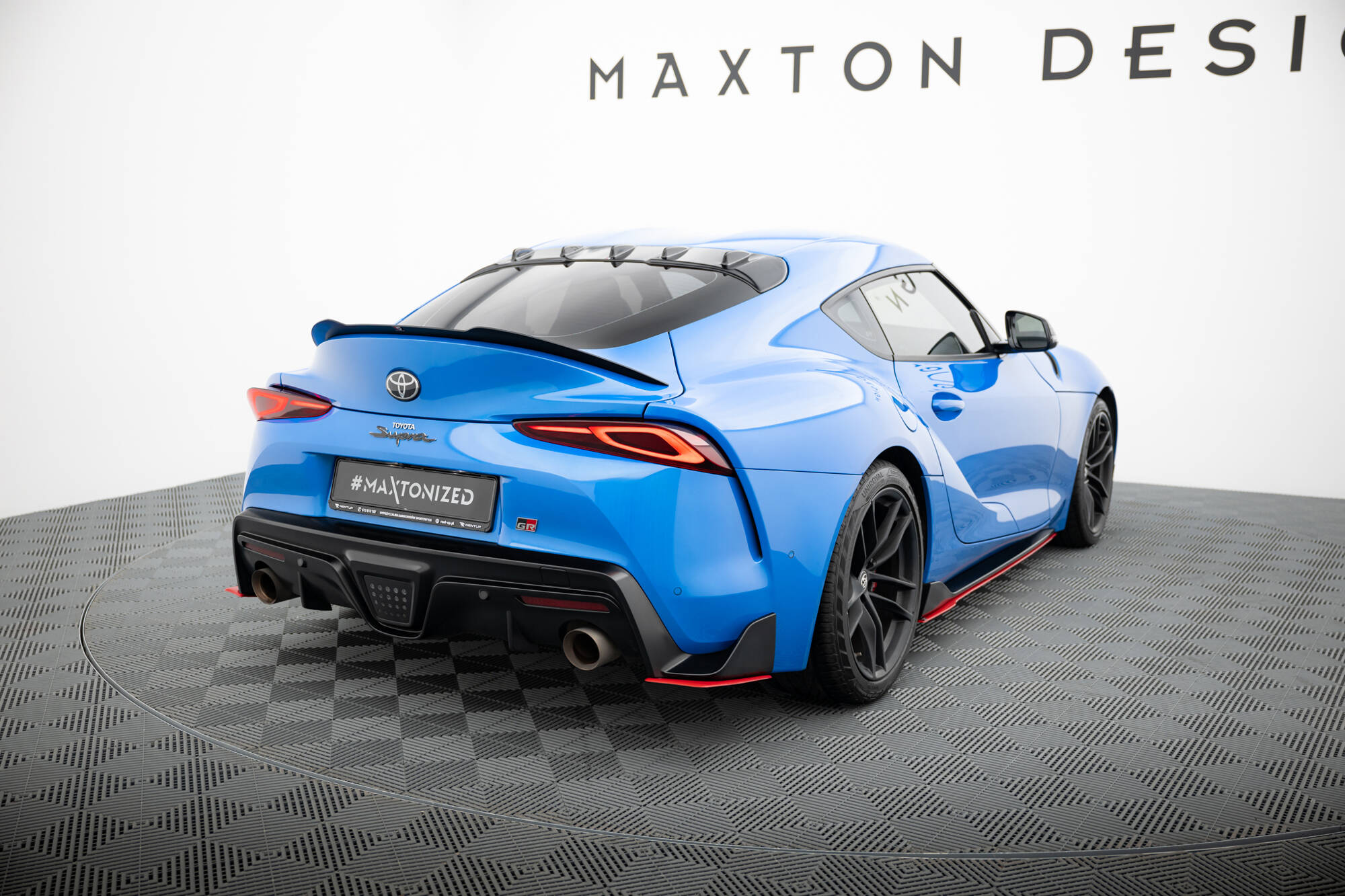 Heck Ansatz Flaps Diffusor V.2 für Toyota Supra Mk5 schwarz Hochglanz