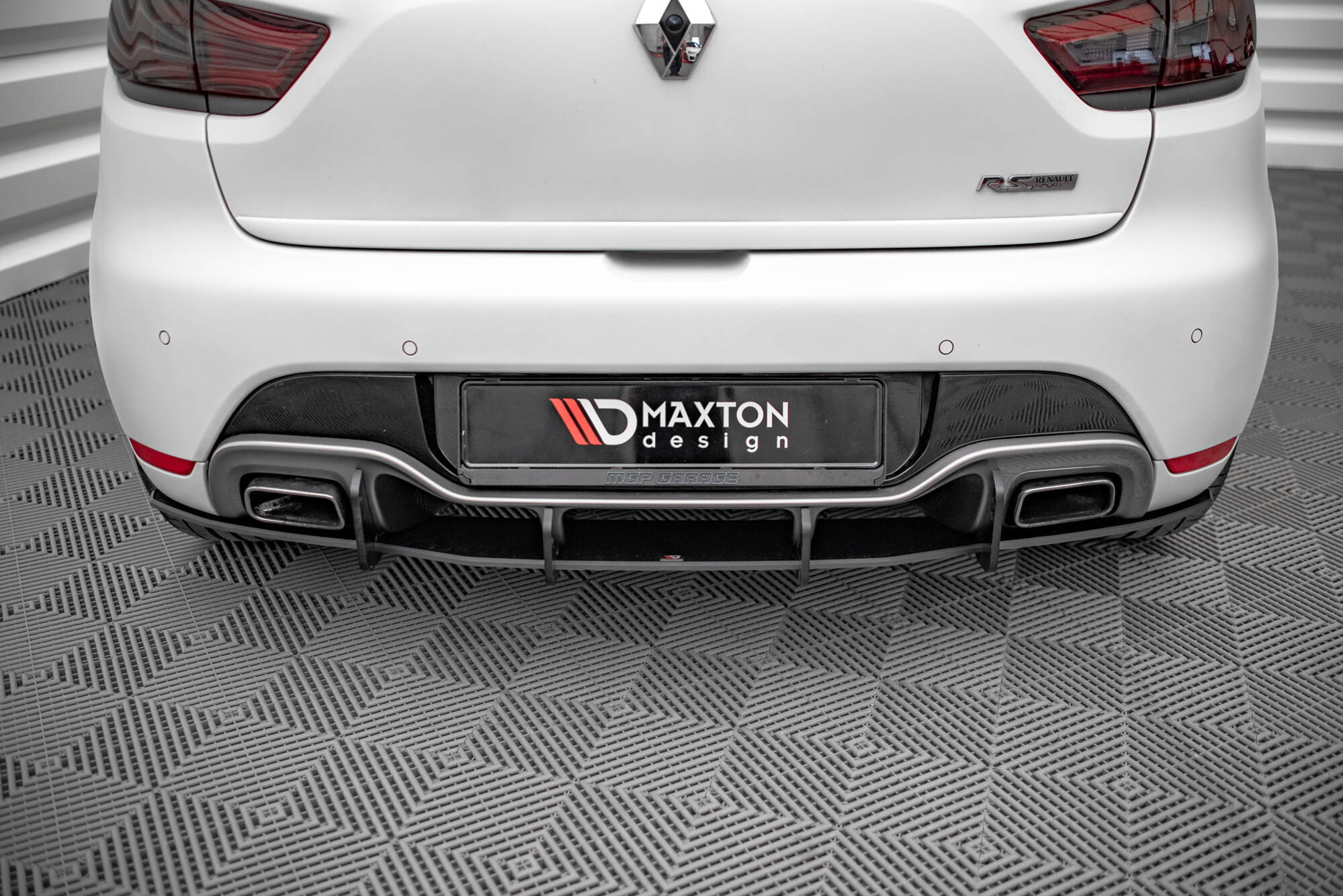 Street Pro Heckschürze Heck Ansatz Diffusor passend für Renault Clio RS Mk4 rot